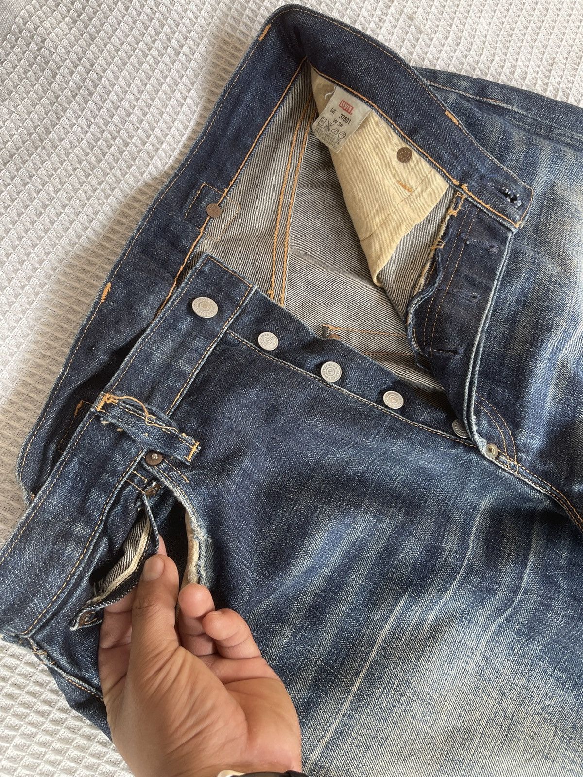 Levi's Vintage Clothing Very Rare🔥Vintage Levis 501xx LVC Lot 37501 Selvedge Denim Size US 36 / EU 52 - 10 Thumbnail