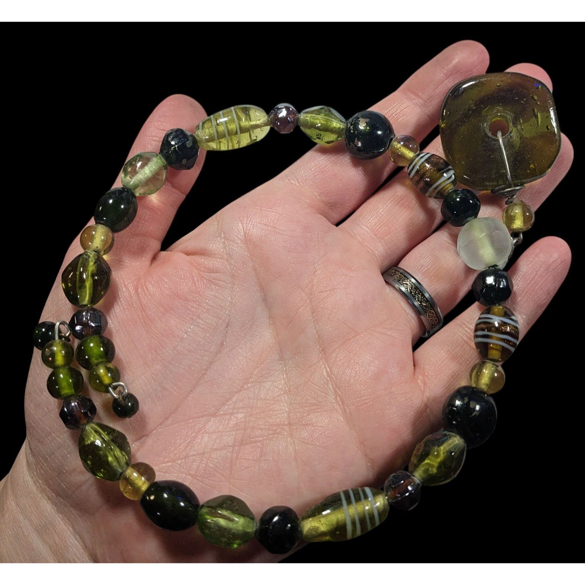 Other Chunky Retro Green Glass Beaded Coil Necklace Size ONE SIZE - 3 Thumbnail