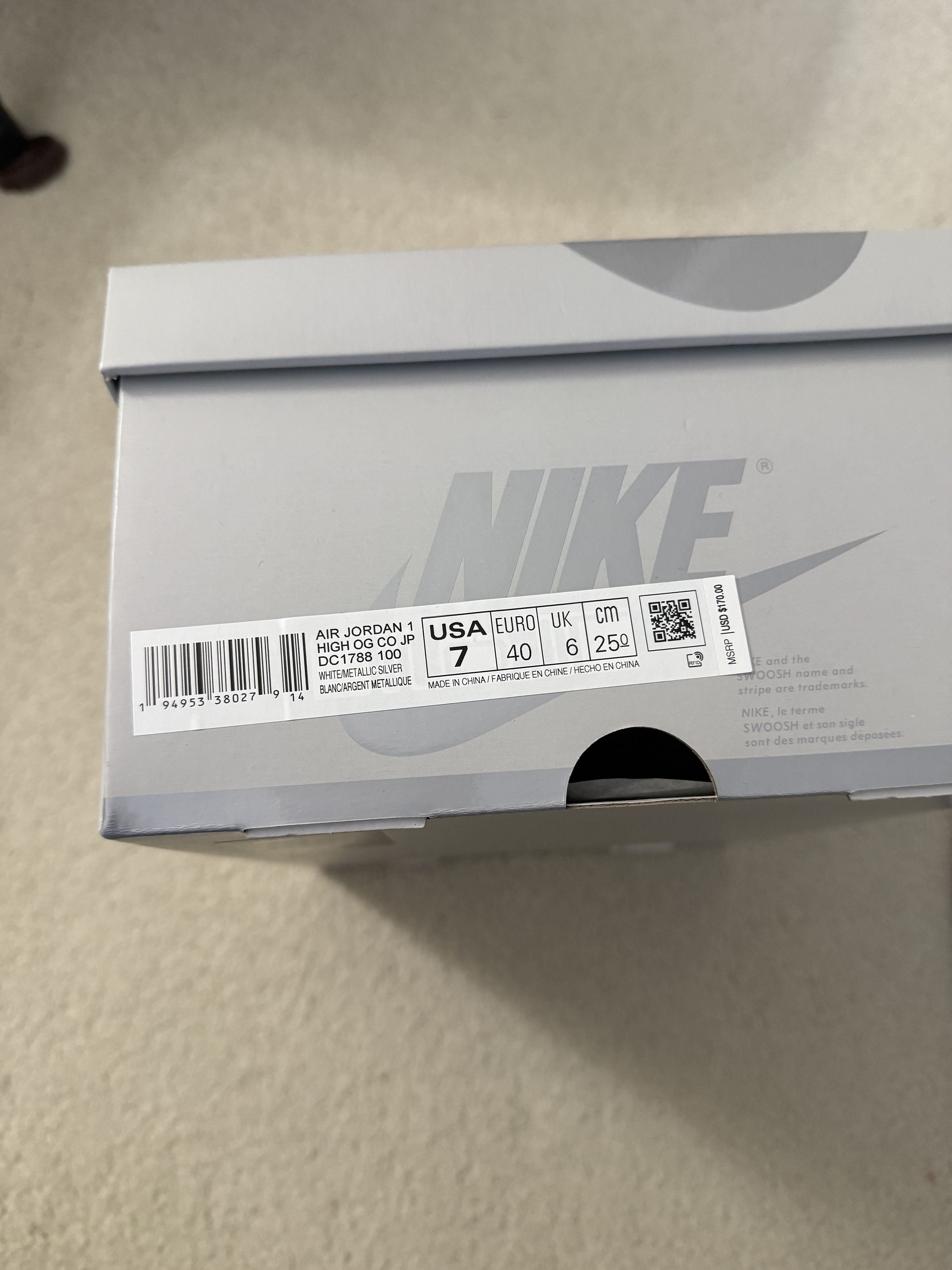 Jordan Brand × Nike Jordan 1 Japan Retro High OG CO Japan Size US 7 / EU 40 - 5 Thumbnail