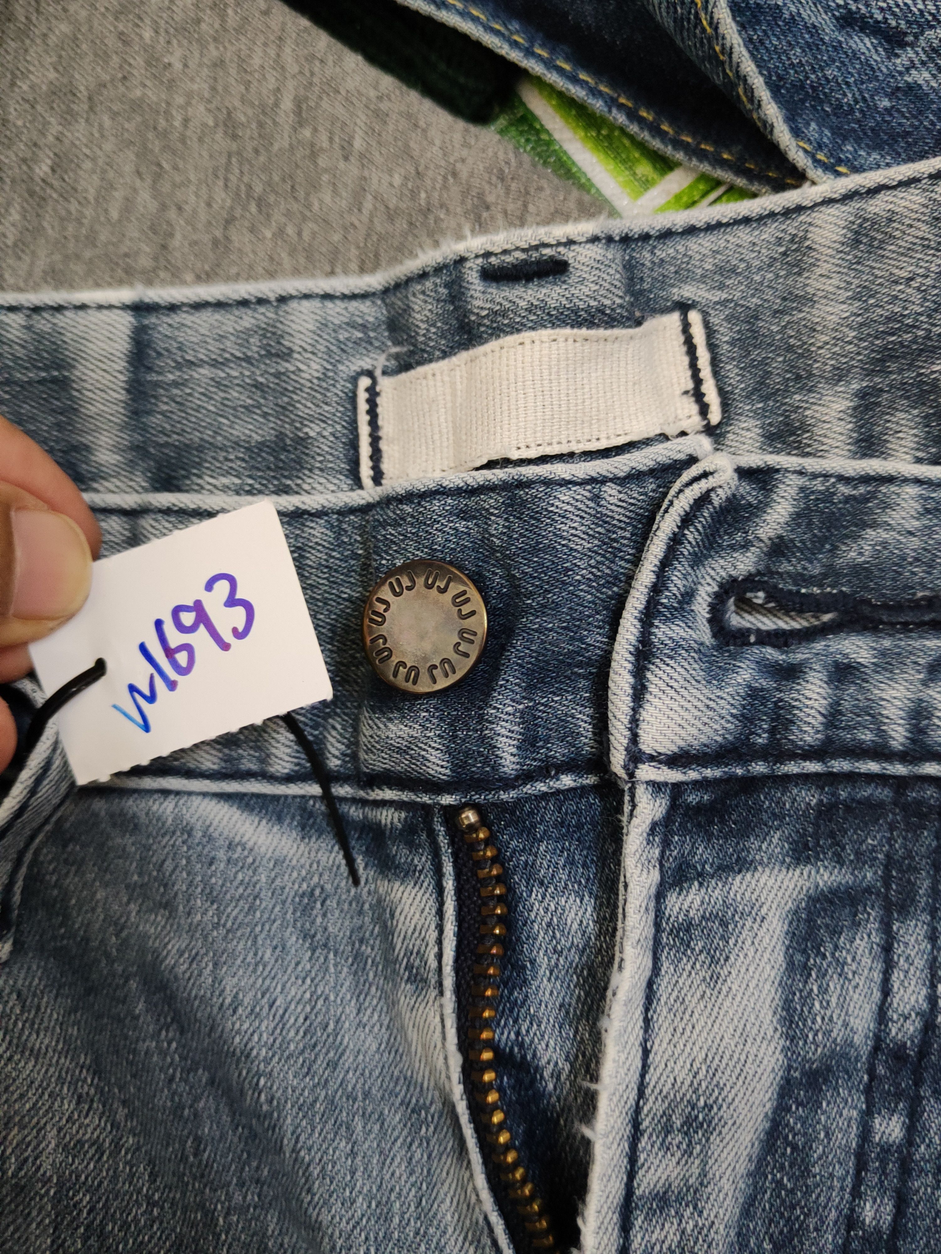 Japanese Brand Uniqlo japan Blue faded Distressed Ripped denim Jeans #W1693 Size US 29 - 15 Thumbnail