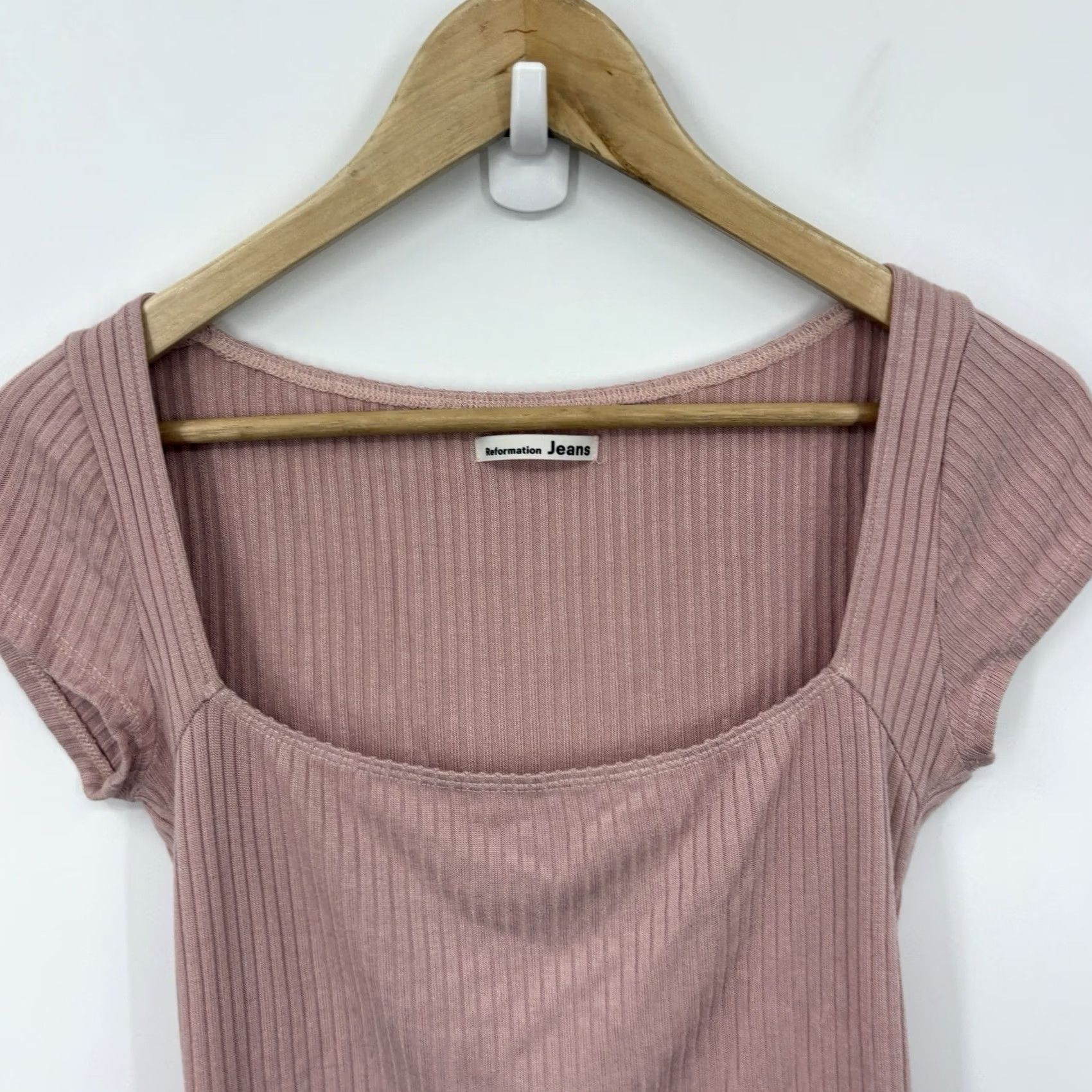 Reformation Reformation Top Small Pink Soft Crop Stretch Luxury Capsule Parisian Coquette Shirt Womens XS? Size S / US 4 / IT 40 - 4 Thumbnail