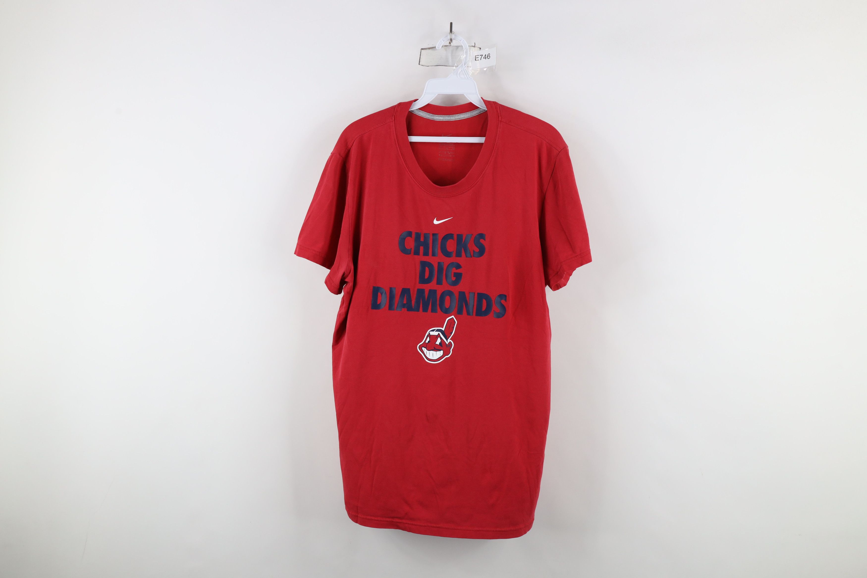 Nike × Vintage Vintage Nike Chicks Dig Diamonds Cleveland Indians T-Shirt Size XL / US 12-14 / IT 48-50 - 1 Thumbnail
