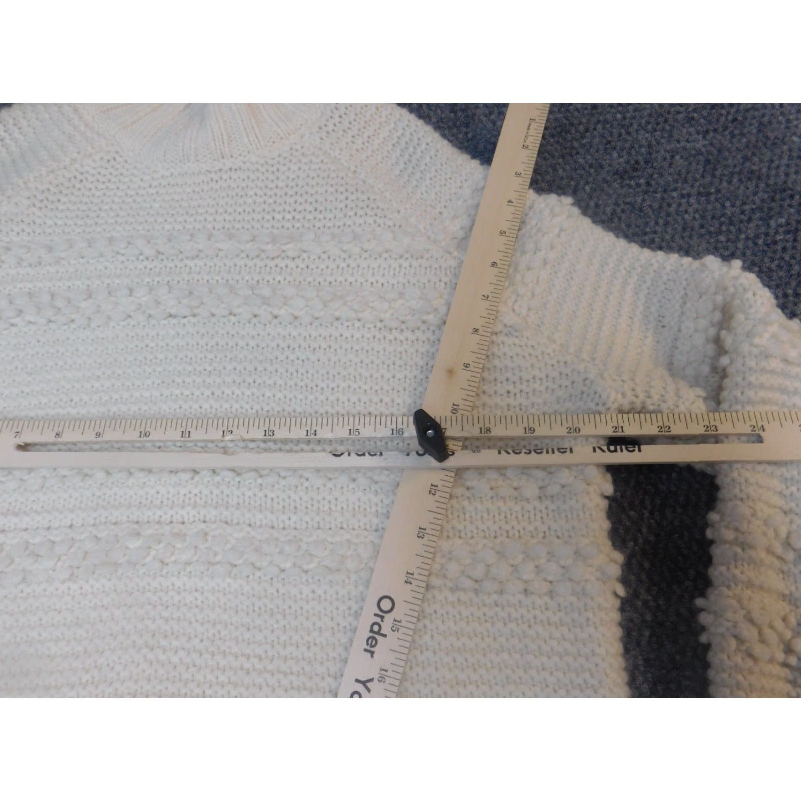 Vintage Philosophy Sweater L Beige Pullover Long Sleeve Turtleneck Knit Cotton Embroidered Classic Women NM Size L / US 10 / IT 46 - 4 Thumbnail