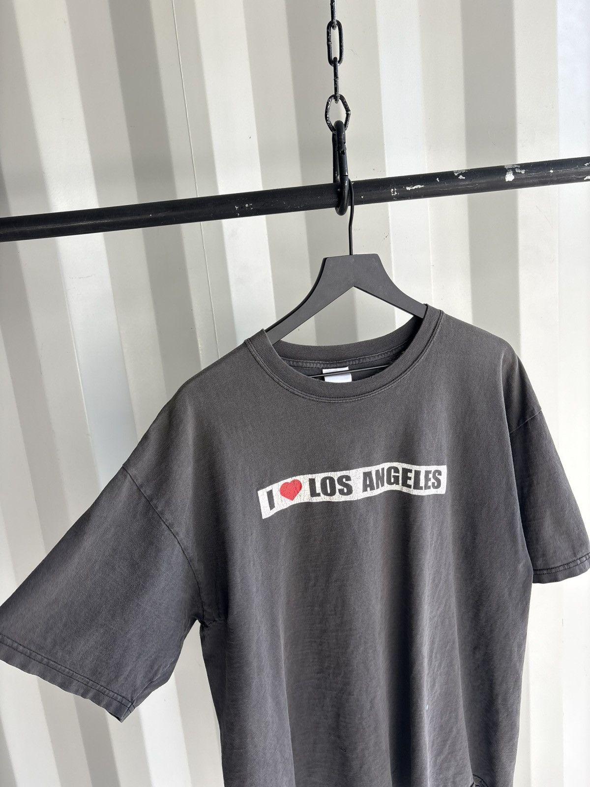 Vintage Vintage I Love LA Faded Distressed Shirt GRUNGE Band Size US XL / EU 56 / 4 - 4 Thumbnail