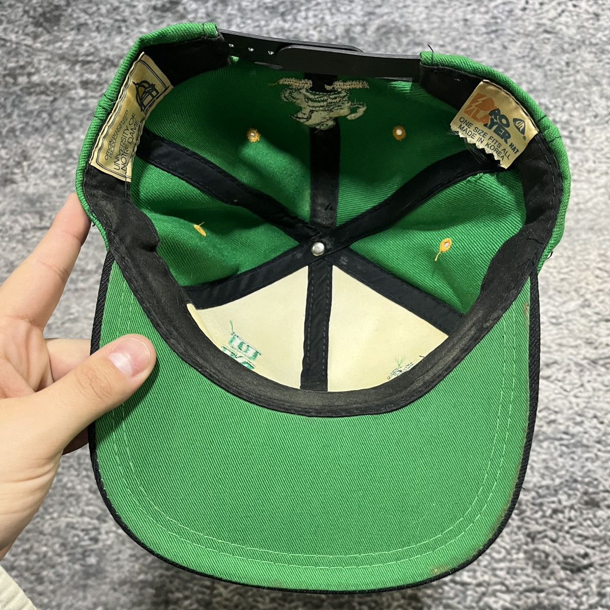 Pro Player Vintage Notre Dame Fighting Irish Pro Player Snapback Hat Size ONE SIZE - 4 Thumbnail