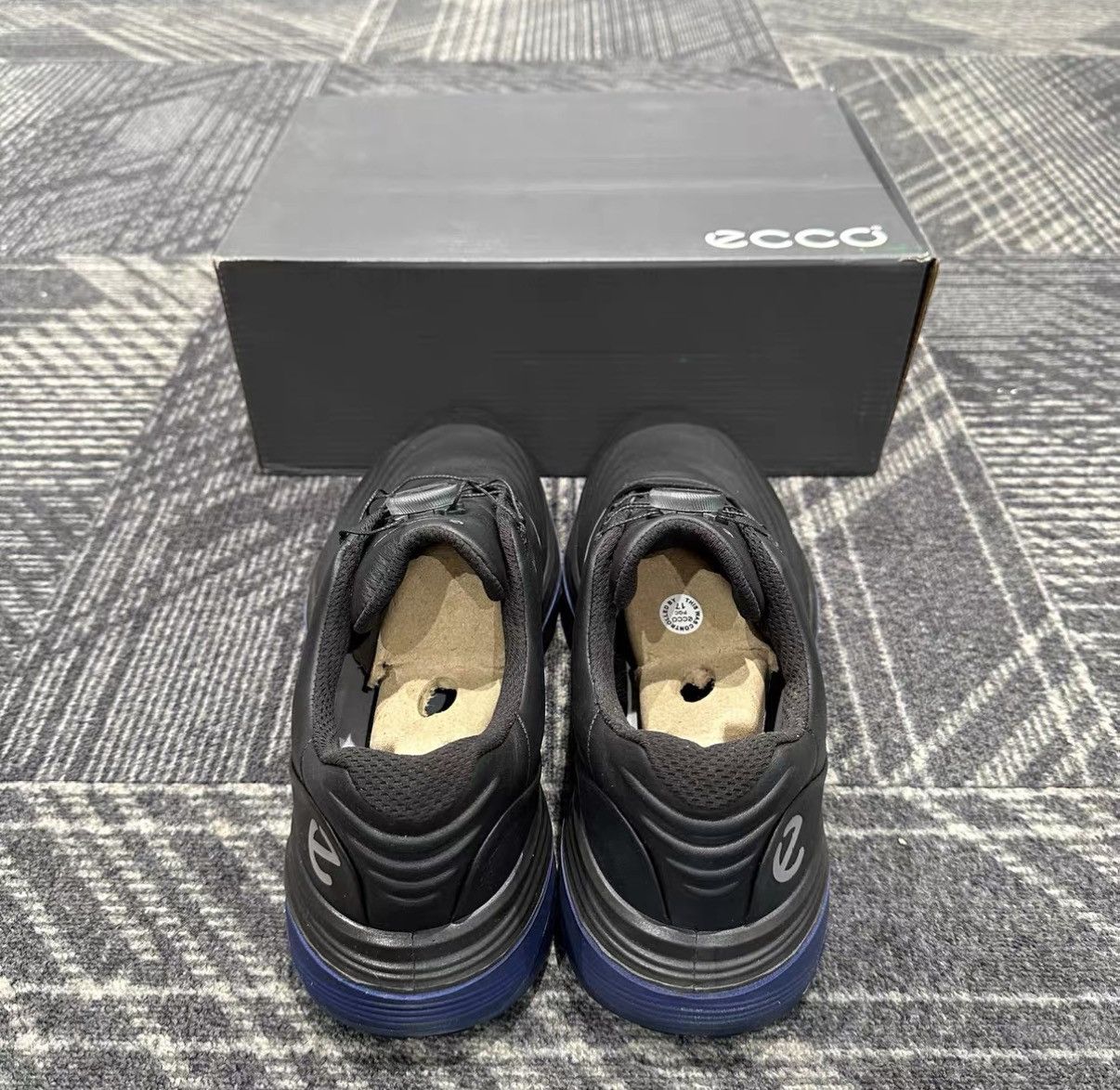 Ecco ECCO Super Light 1 Casual Sneakers J42 Size US 11 / EU 44 - 3 Thumbnail