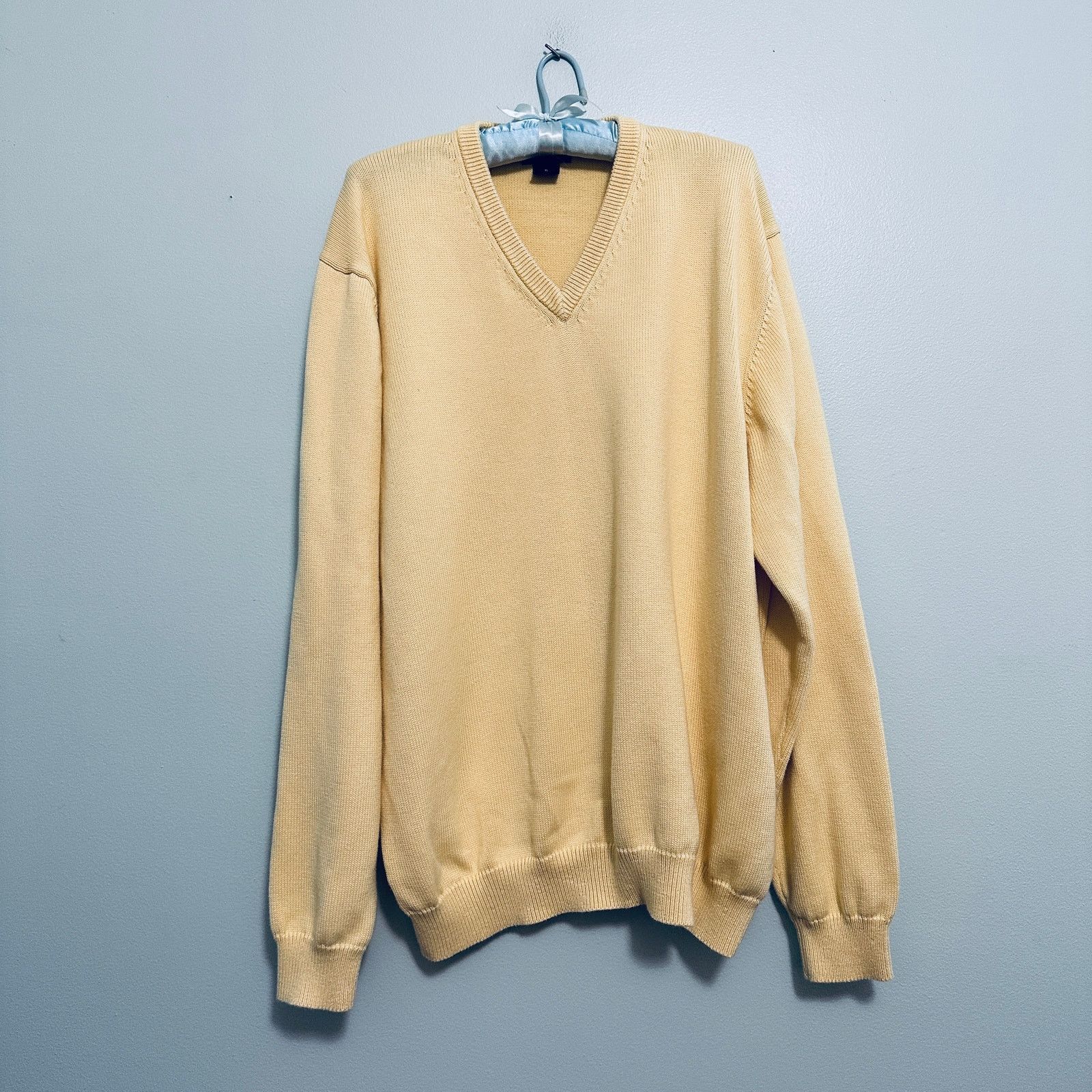 Brooks Brothers Brooks Brothers yellow pima cotton v neck sweater size XL Size US XL / EU 56 / 4 - 2 Thumbnail