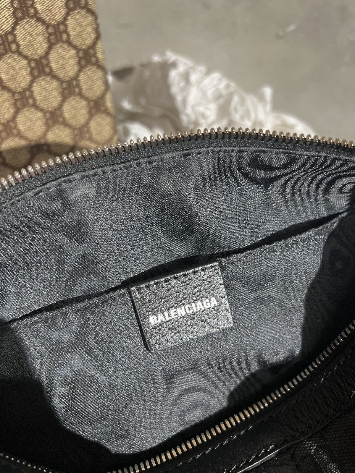 Gucci Gucci x Balenciaga Black Monogram Jacquard Canvas Hacker bag Size ONE SIZE - 14 Thumbnail