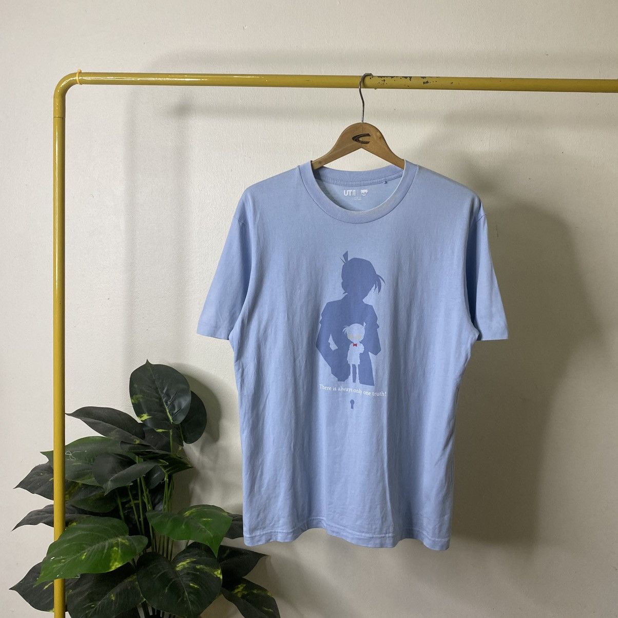 Uniqlo UT x Detective Conan Anime Manga Series Collaboration Tshirt Size US L / EU 52-54 / 3 - 1 Thumbnail