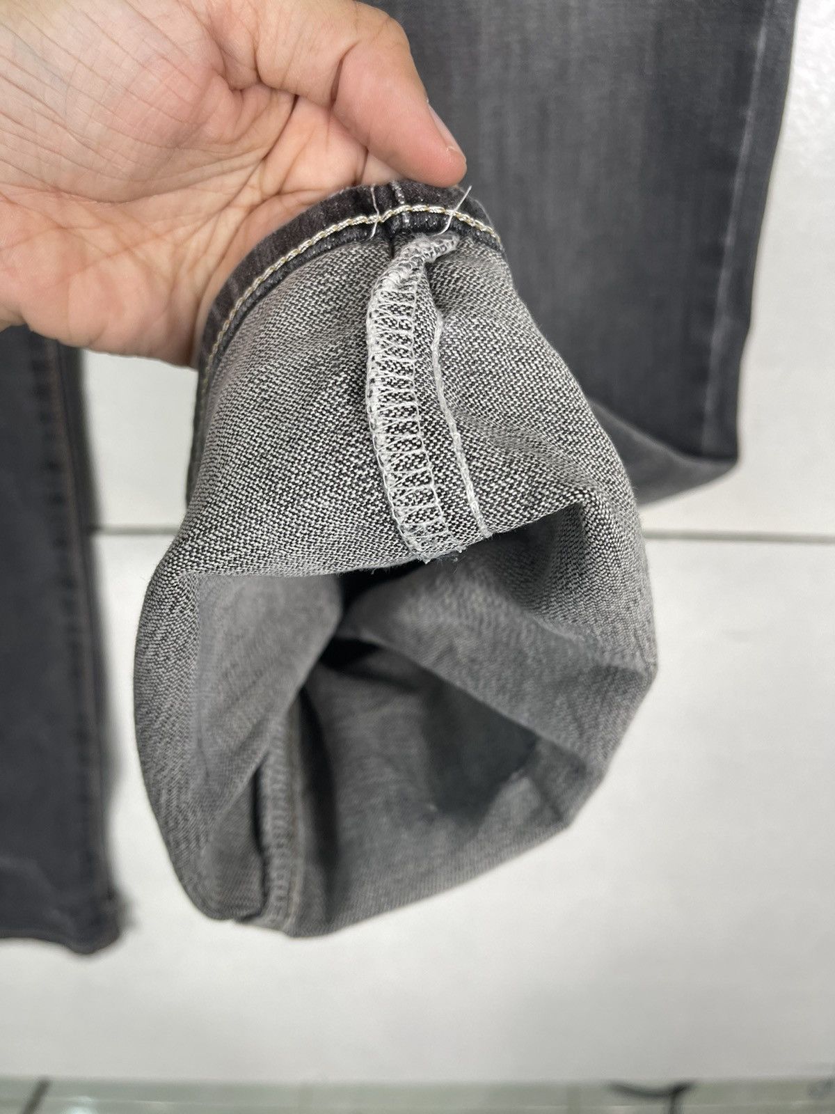 Japanese Brand WRANGLER FADED BLACK ZIPPER FLY JEANS W34 L44 Size US 34 / EU 50 - 15 Thumbnail