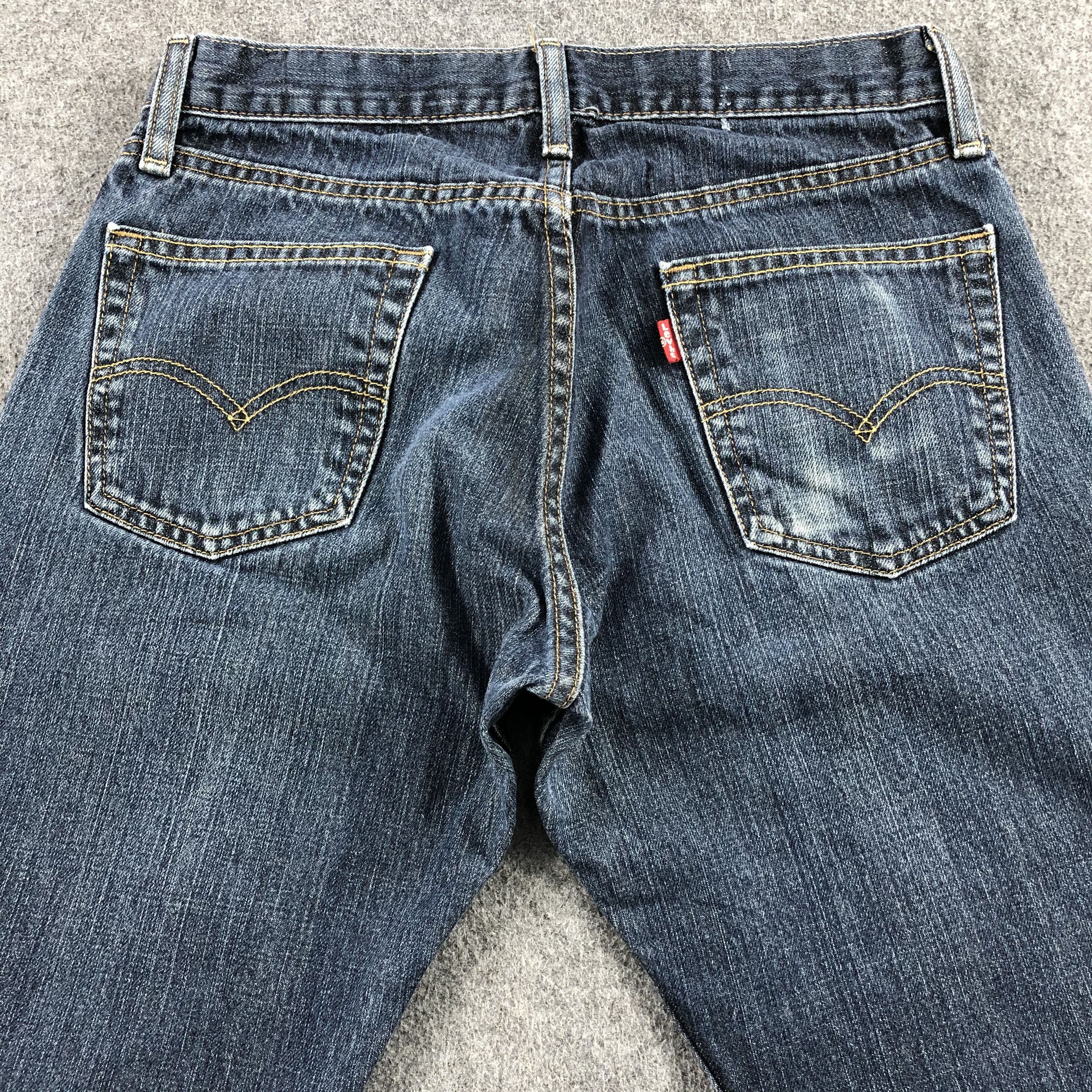 Levi's Vintage Blue Wash Levis Jeans-J2200 Size US 29 - 4 Thumbnail