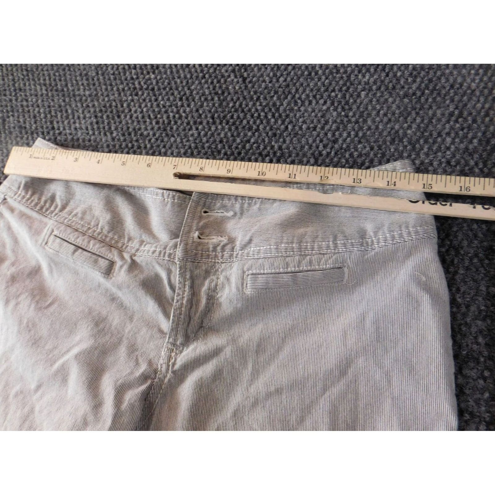 Madison Madison Womens Shorts 4 Gray Striped Classic Stretch Button Size 28" / US 6 / IT 42 - 5 Thumbnail