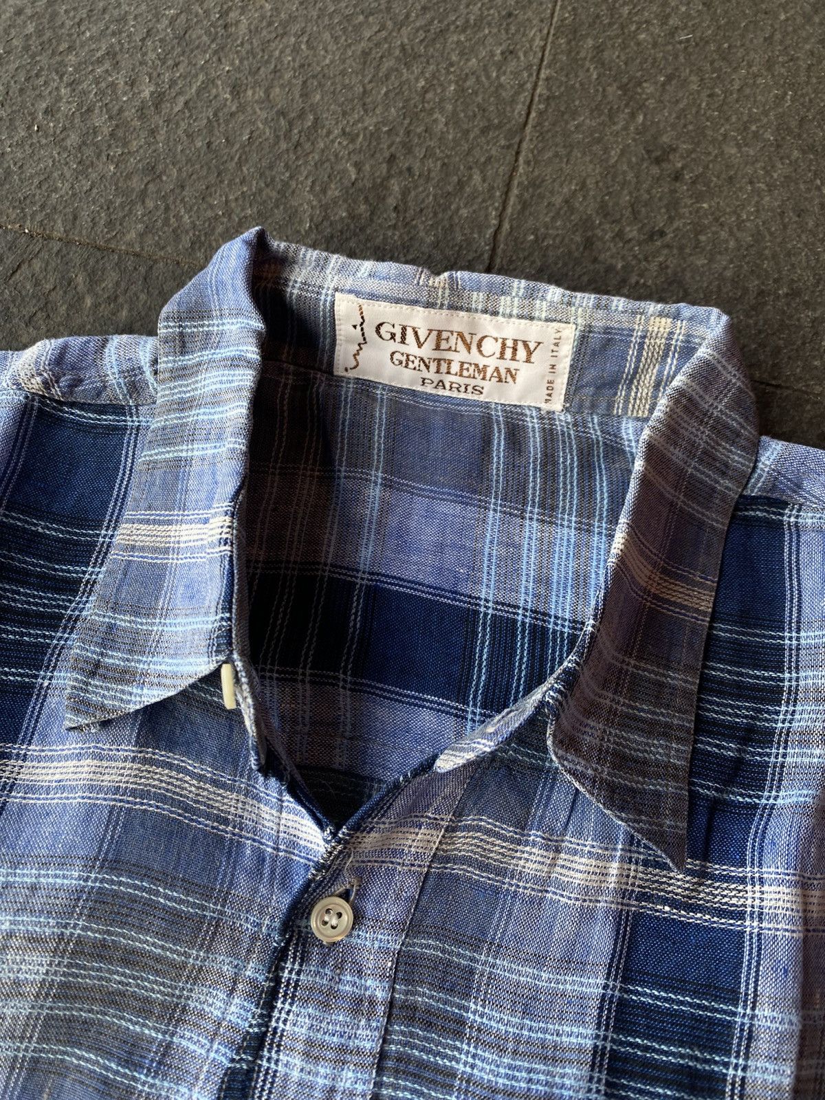 Givenchy 💸BINDING OFFER💸 VTG GIVENCHY PLAID SHIRTS BUTTON UPS Size US XL / EU 56 / 4 - 4 Thumbnail