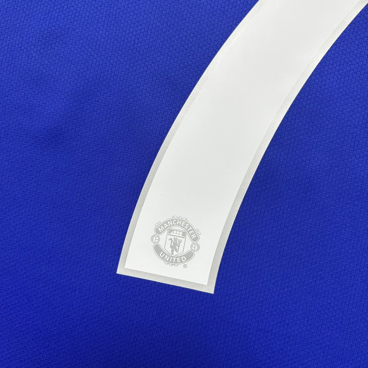 Nike MAN UNITED NIKE 2008/2009 FOOTBALL AWAY JERSEY #7 RONALDO Size US M / EU 48-50 / 2 - 12 Thumbnail