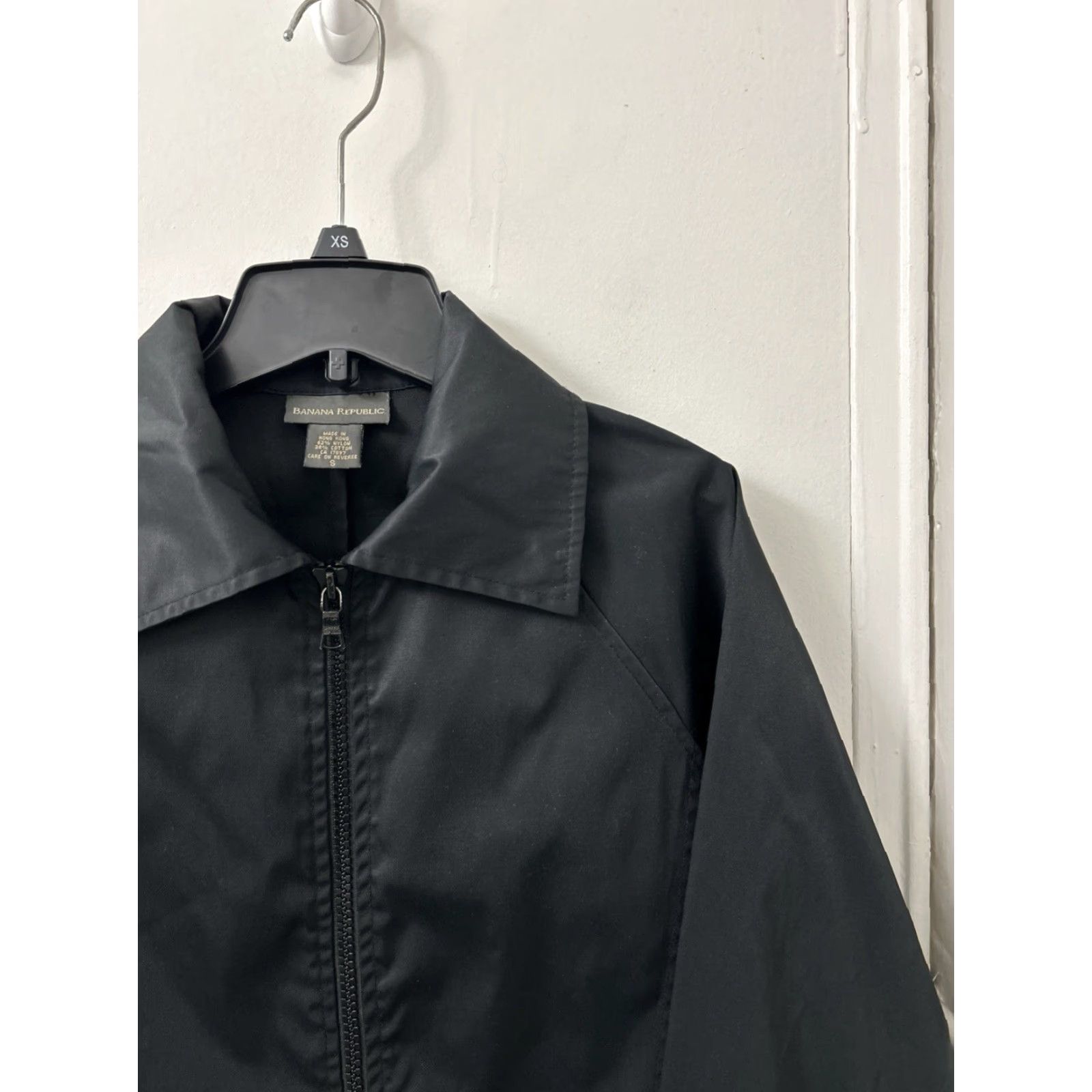 Banana Republic Banana Republic Jacket Womens Sz Small Black Lightweight Full Zip Rain Coat Size S / US 4 / IT 40 - 4 Thumbnail