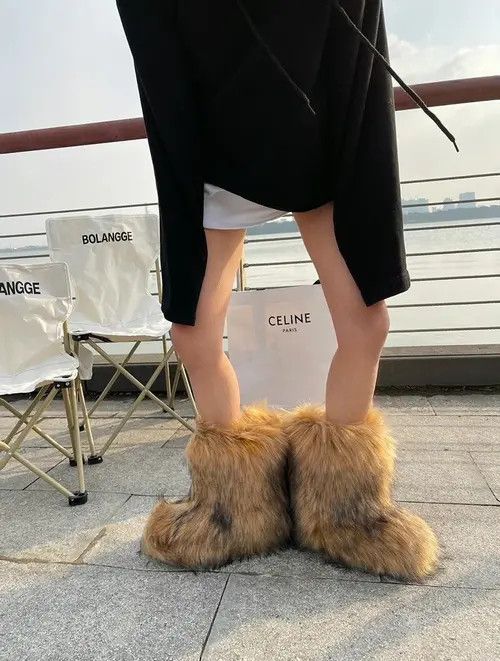 Japanese Brand × Other Winter Fluffy Faux Fur Plush Boots Footwear Size US 6.5 / IT 36.5 - 4 Thumbnail