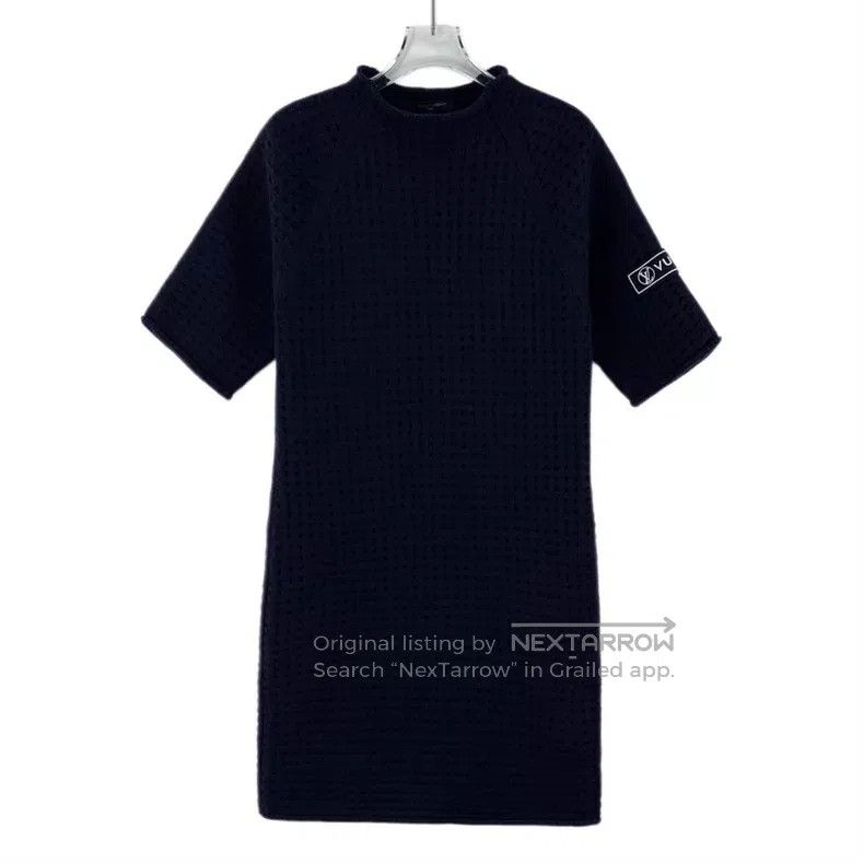 Louis Vuitton Louis Vuitton 24 Dark Blue Badge Sheep Wool Crew Neck Shor Size S / US 4 / IT 40 - 1 Thumbnail