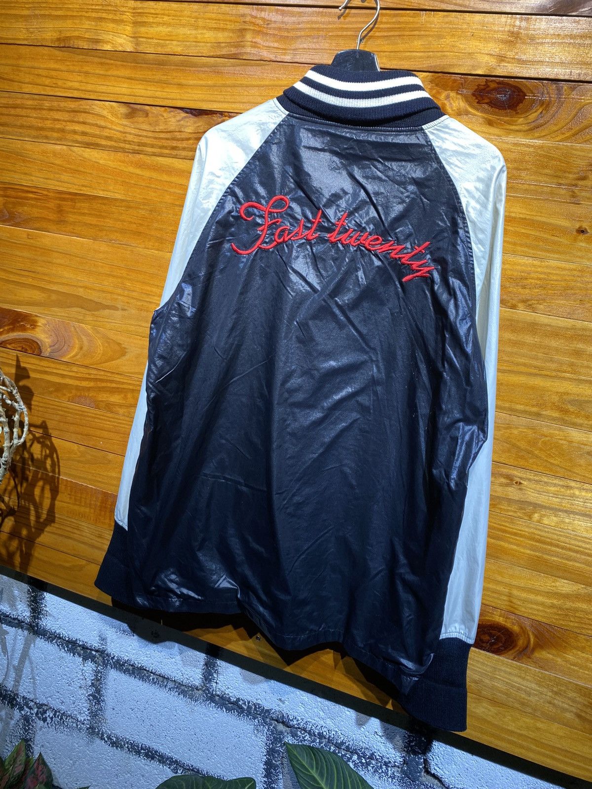 Vintage East Twenty Black & White Bomber Jacket – Retro Streetwear Size US L / EU 52-54 / 3 - 7 Thumbnail