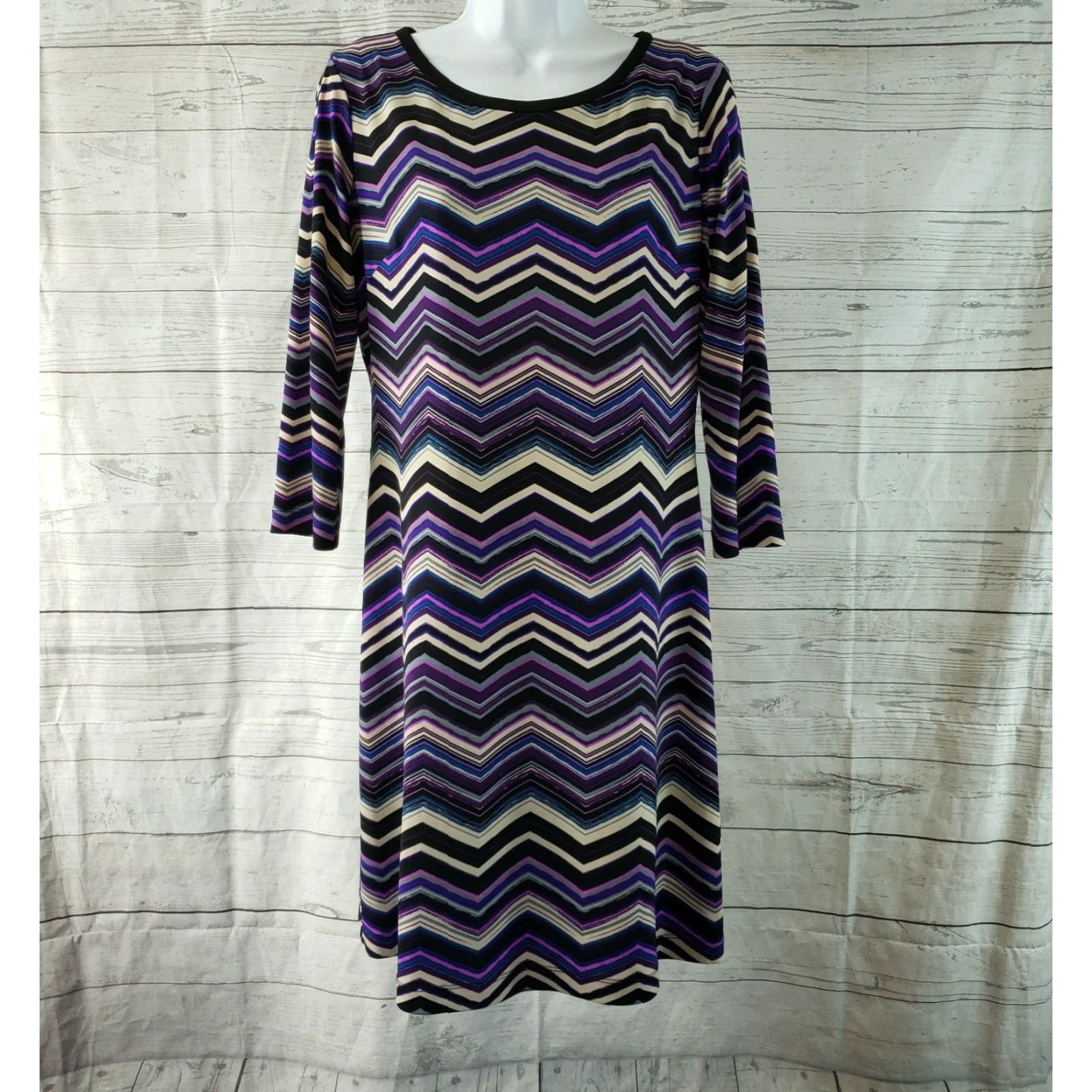 Vintage Eliza J Womens Shift Dress 10P Purple Chevron 3/4 Sleeve Knee Length Petites Womens Dress Size L / US 10 / IT 46 - 2 Thumbnail