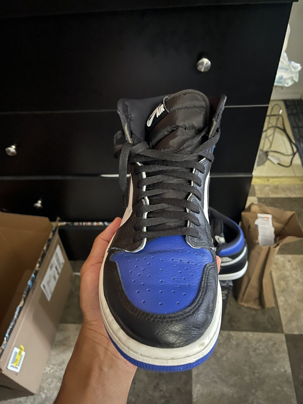 Jordan Brand × Nike Air Jordan 1 High OG Royal Toe Size 13 Size US 13 / EU 46 - 9 Thumbnail