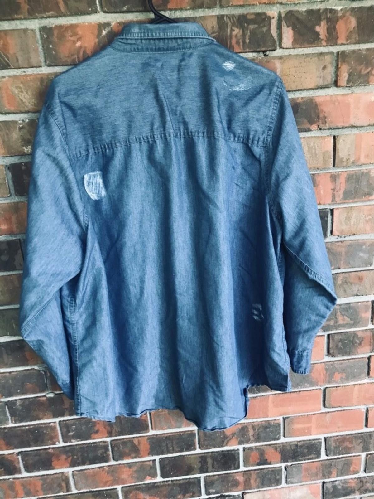 Other Women's Blouse Taxi Size 3X Button Down Distressed Size 3XL / US 20-22 - 2 Thumbnail