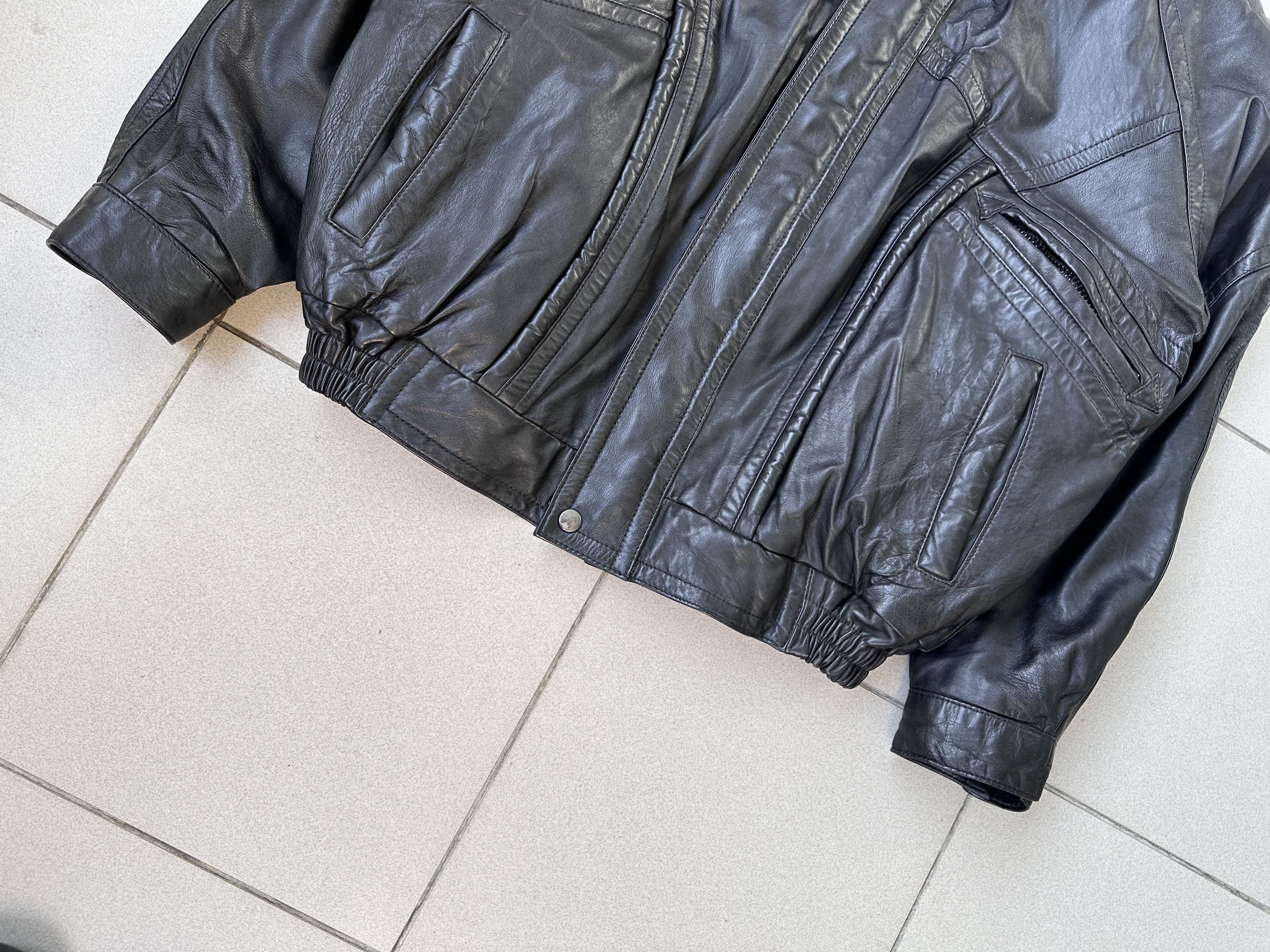 Vintage Vintage Avant Garde men biker boxy leather jacket Size US L / EU 52-54 / 3 - 7 Thumbnail