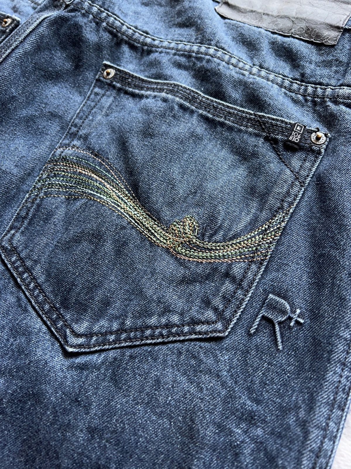 Rocawear × Vintage Y2K Rocawear Baggy Skater Denim Shorts Jorts Size US 36 / EU 52 - 3 Thumbnail