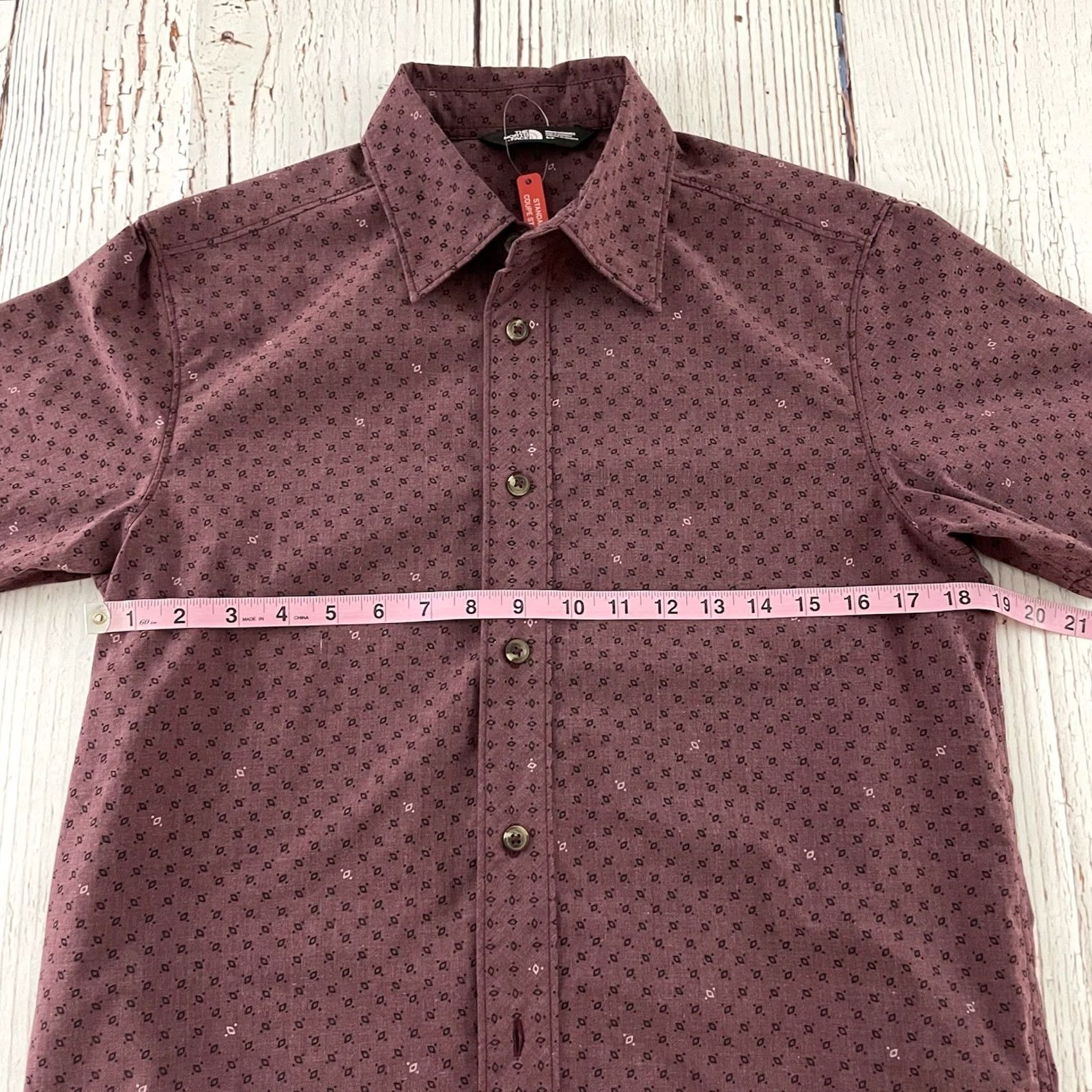 The North Face The North Face Shirt Men S Short Sleeve Button-Up All Over Print Maroon Red Size US S / EU 44-46 / 1 - 4 Thumbnail