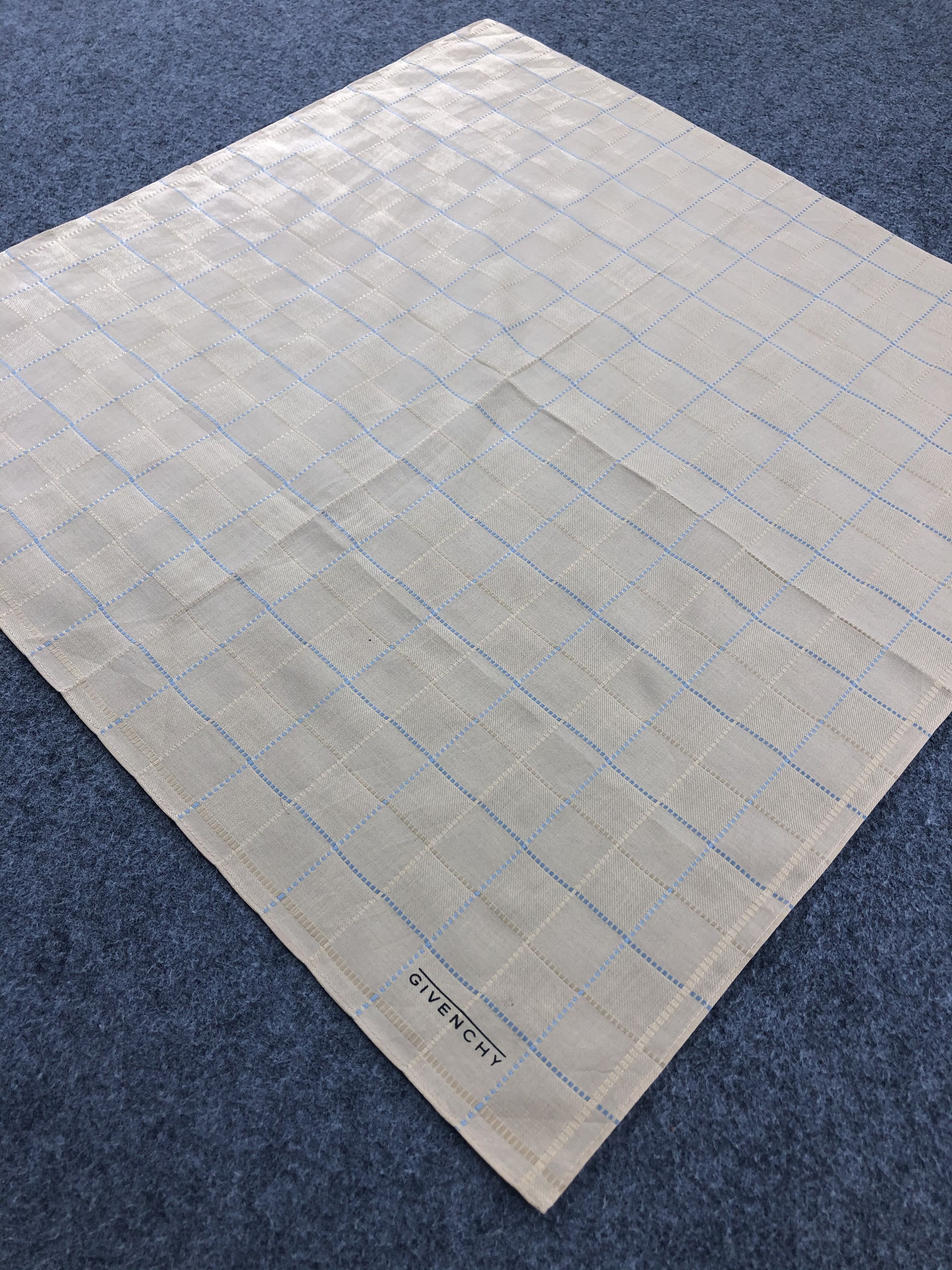 Vintage Givenchy Handkerchief / Bandana / Neckerchief Size ONE SIZE - 4 Thumbnail
