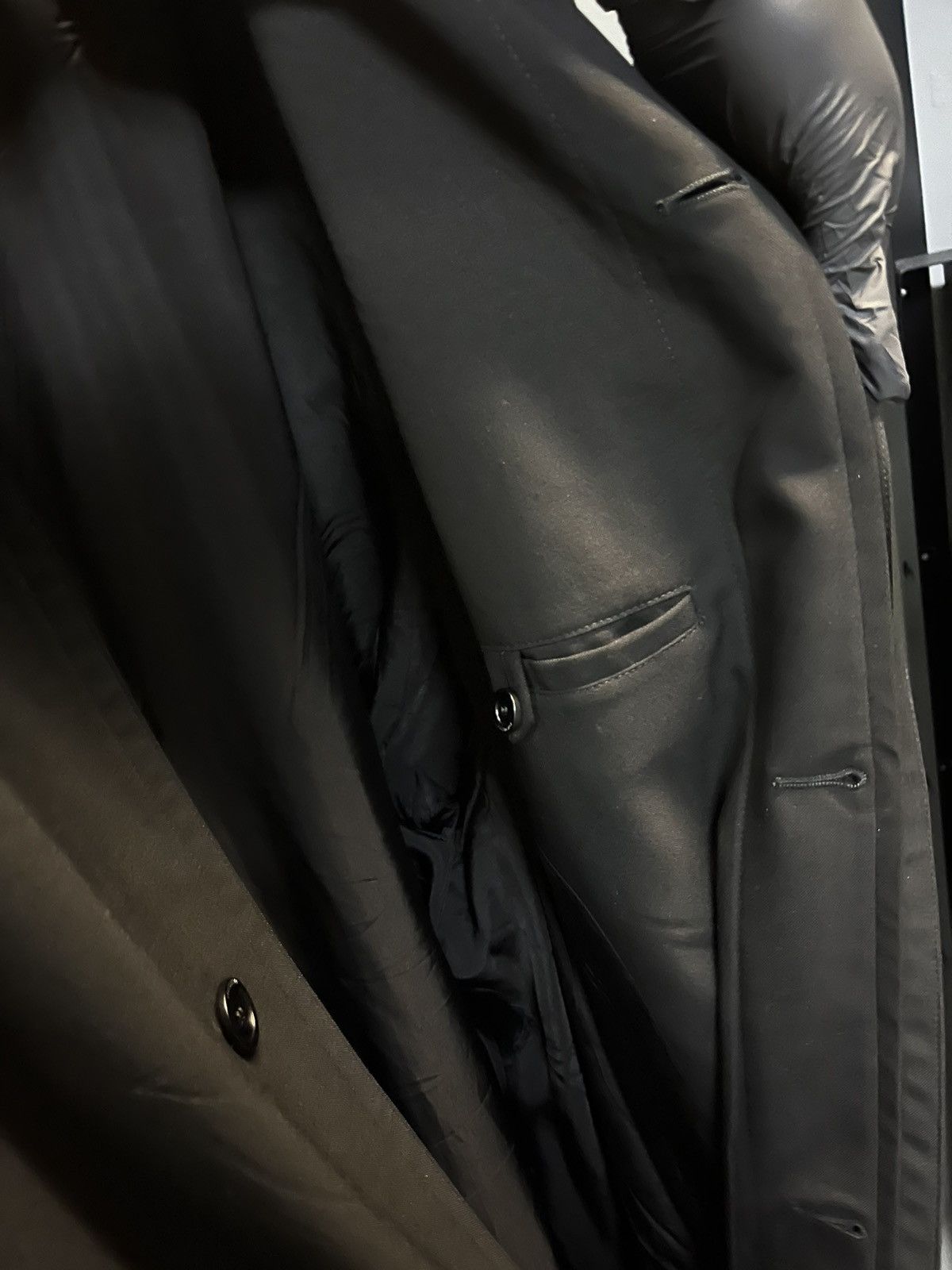 Balenciaga BALENCIAGA SUMMER 24 LA SHOW RAGLAN HOODED COAT Size US L / EU 52-54 / 3 - 7 Thumbnail
