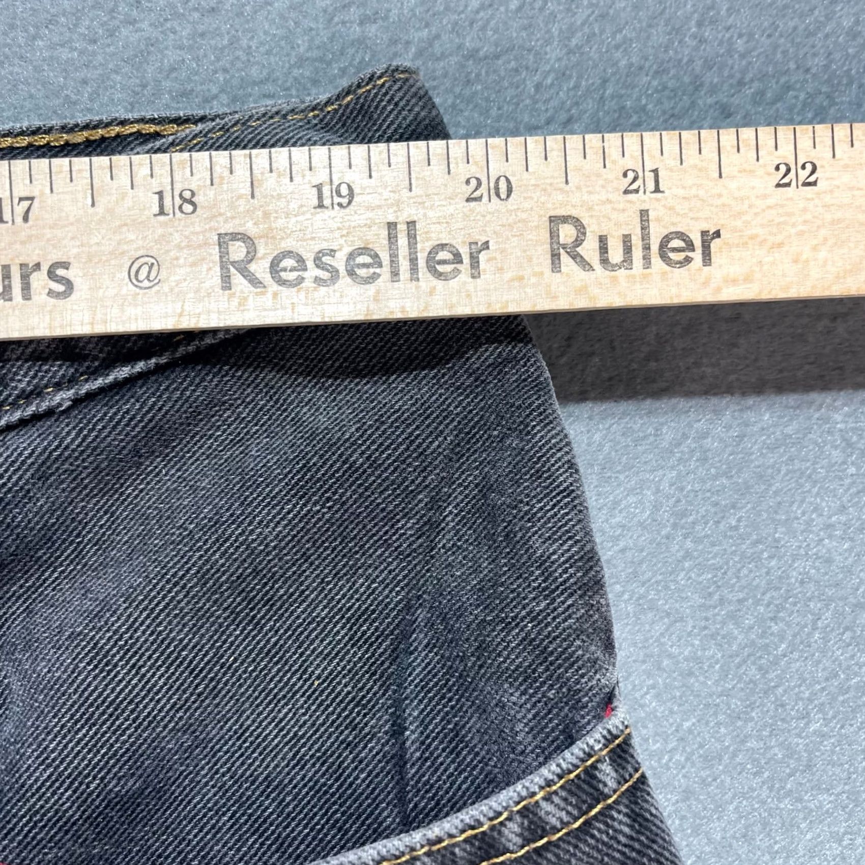 Tommy Hilfiger VINTAGE Tommy Jeans Mens Jeans 42x32 Black Distressed Grunge Baggy 2002 Denim/Denim Jeans 5-Pocket Mens Distressed Grunge 2002 Size US 42 / EU 58 - 5 Thumbnail