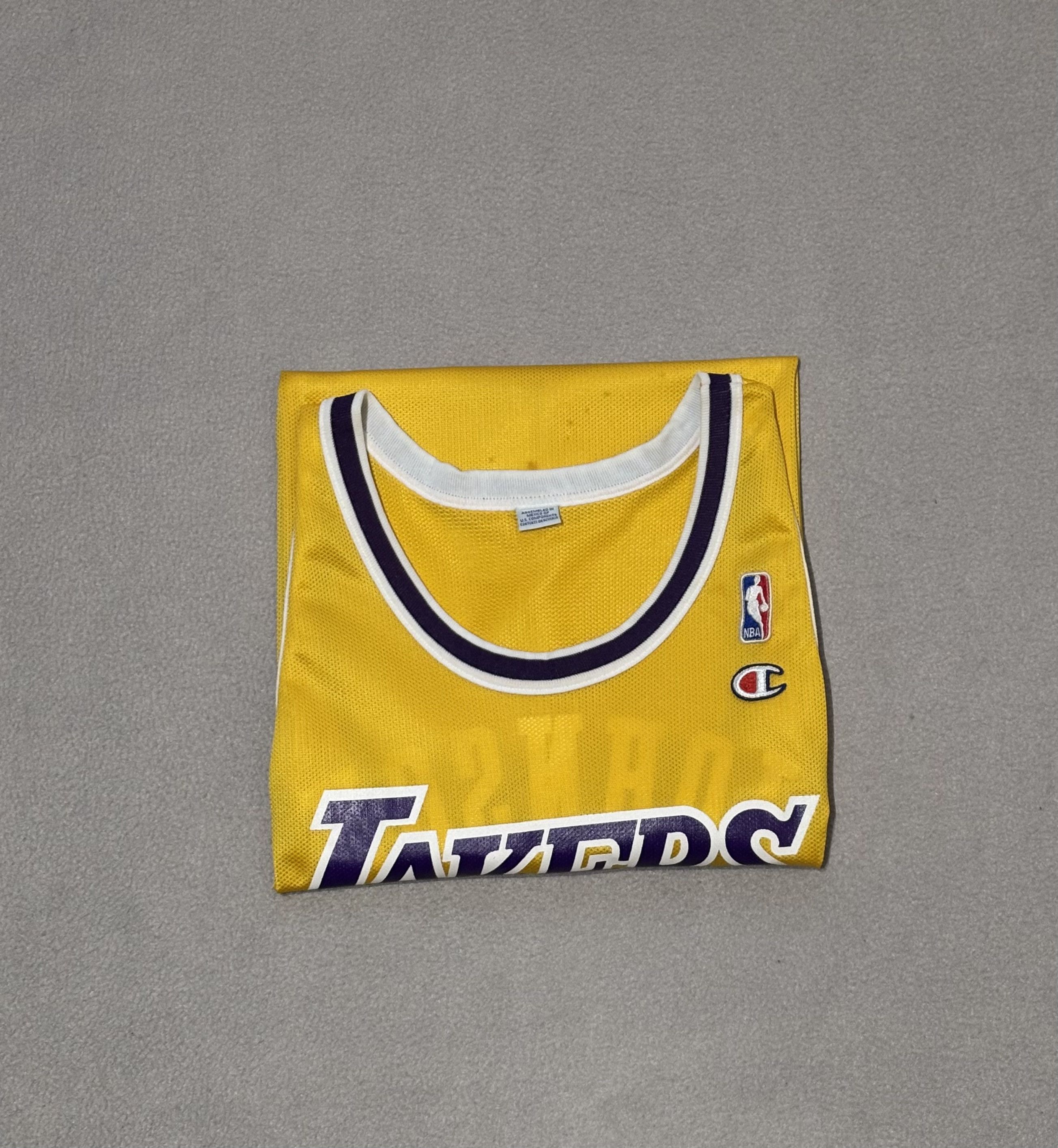 Champion Los Angeles Lakers 90s Johnson #32 Champion Basketball Size US XL / EU 56 / 4 - 22 Thumbnail