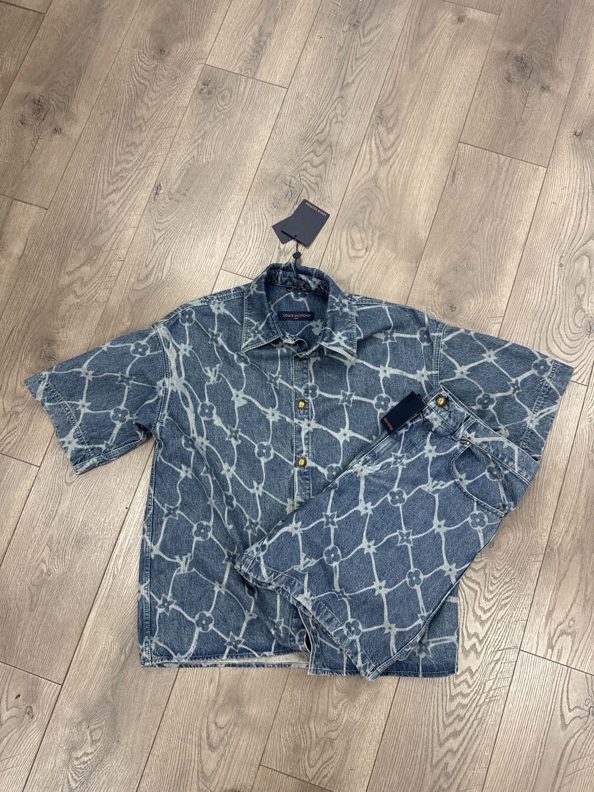 Louis Vuitton Louis Vuitton Jean Shirt and Jean shorts set XL top 34 Size US XL / EU 56 / 4 - 1 Thumbnail