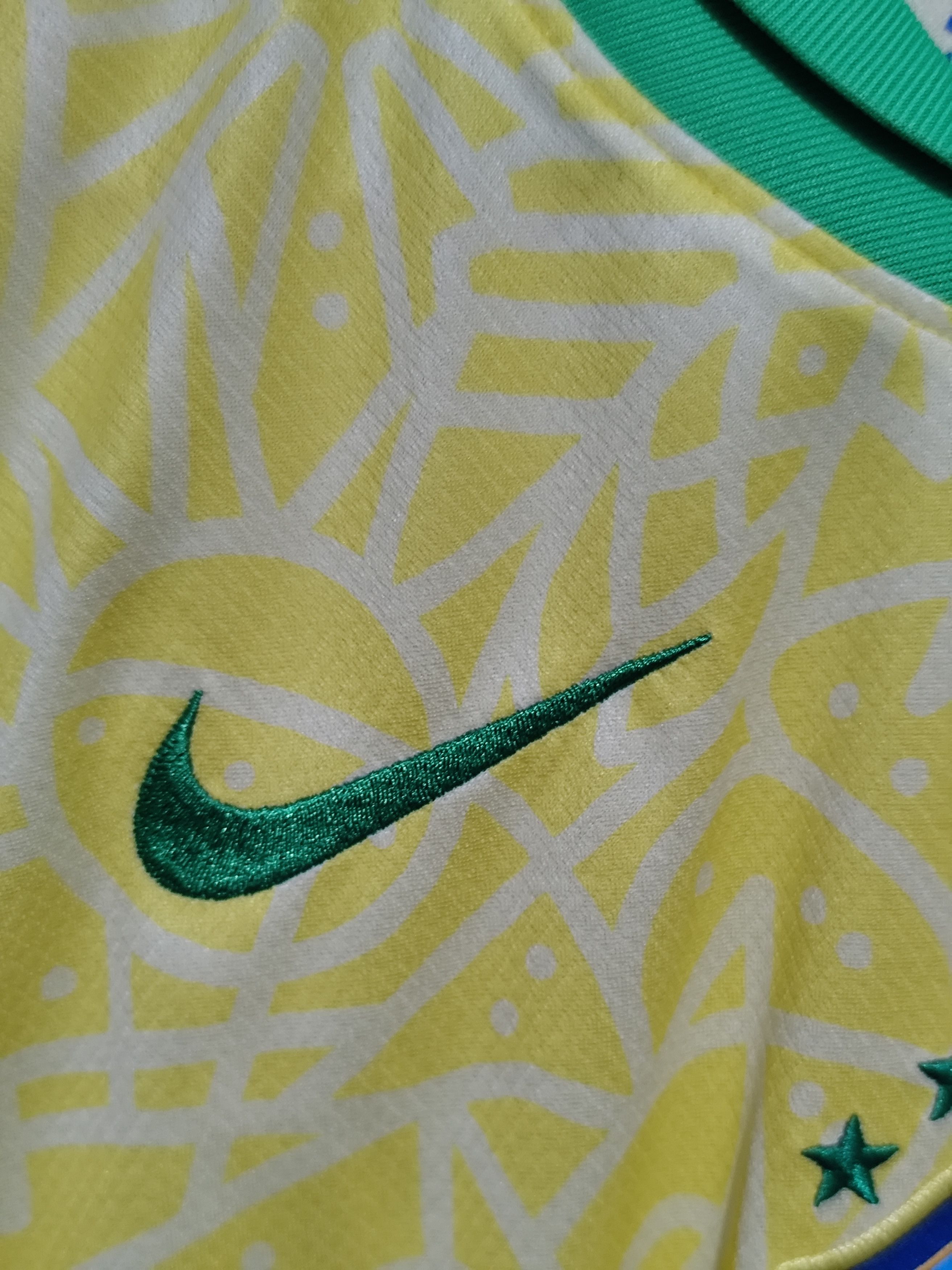 Nike Nike x #7 Vini Jr. Brazil Home 2024 Home Jersey Size US M / EU 48-50 / 2 - 9 Thumbnail