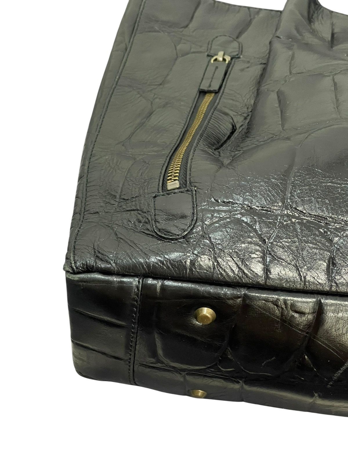Genuine Leather Crocodile Embossed Leather Unknown Tote Shoulder Bag 7🟩 Size ONE SIZE - 6 Thumbnail