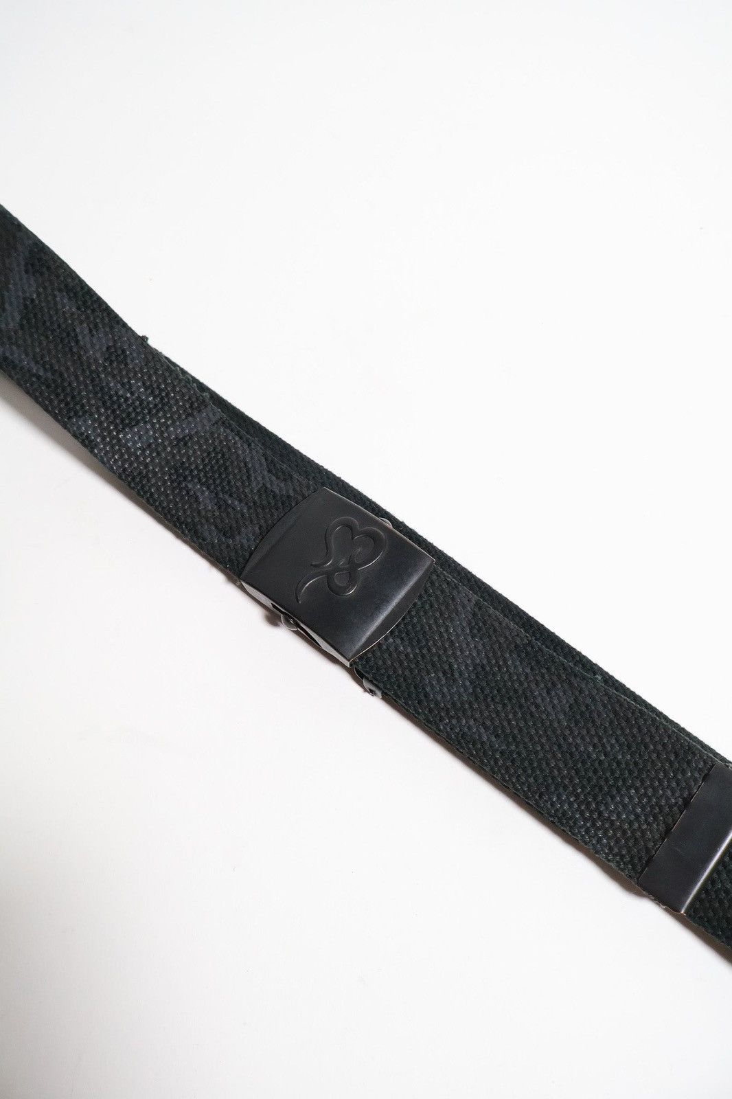 Number (N)ine Number (N)ine aw04 tribal heart belt Size 30 - 2 Thumbnail