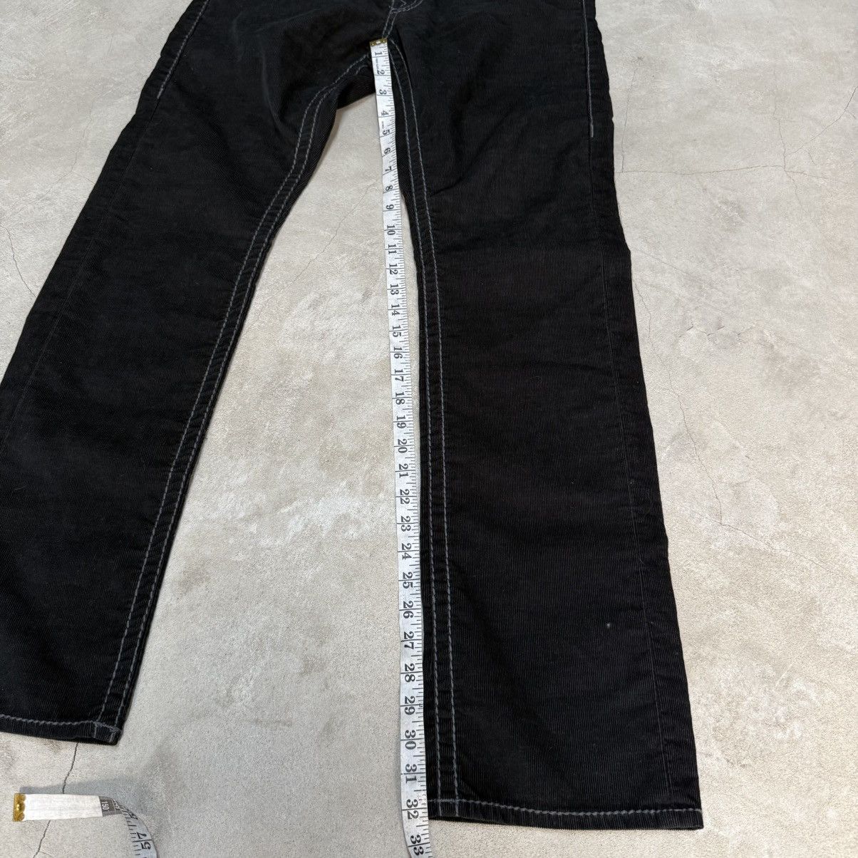 True Religion True Religion Jeans Straight Corduroy Size 31 Size US 31 - 12 Thumbnail