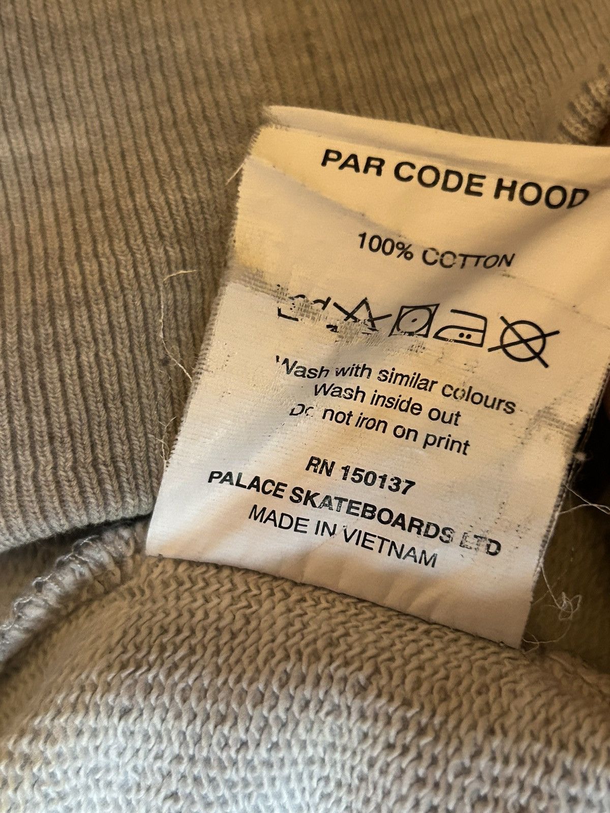 Palace 2017 Palace Par Code Hoodie Grey Size M Size US M / EU 48-50 / 2 - 5 Thumbnail