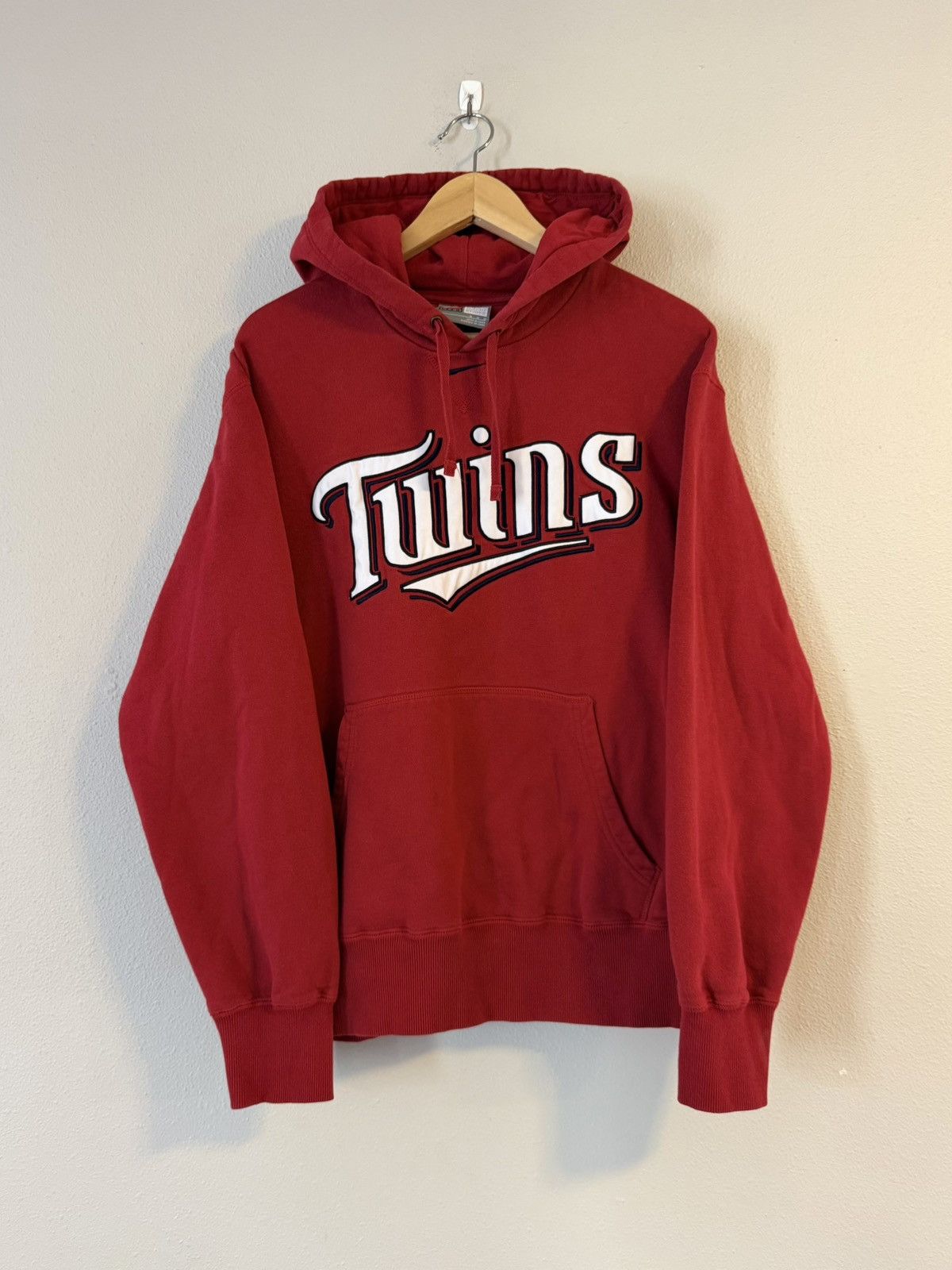 Nike vtg y2k minnesota twins nike center swoosh hoodie medium Size US M / EU 48-50 / 2 - 1 Thumbnail