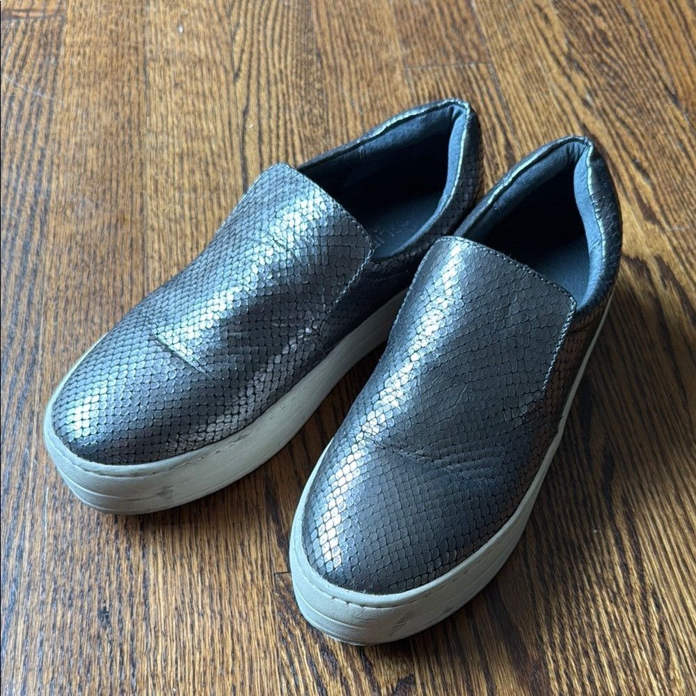 J/Slides J Slides Women’s 8.5 Metallic Slip-On Sneakers Size US 8.5 / IT 38.5 - 1 Thumbnail