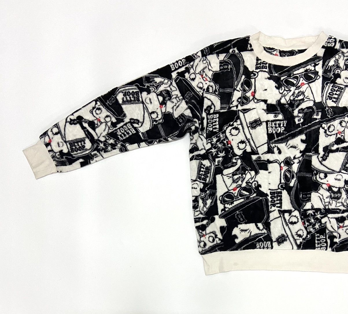 Other BETTY BOOP FULL PRINT SWEATSHIRT Size US M / EU 48-50 / 2 - 9 Thumbnail