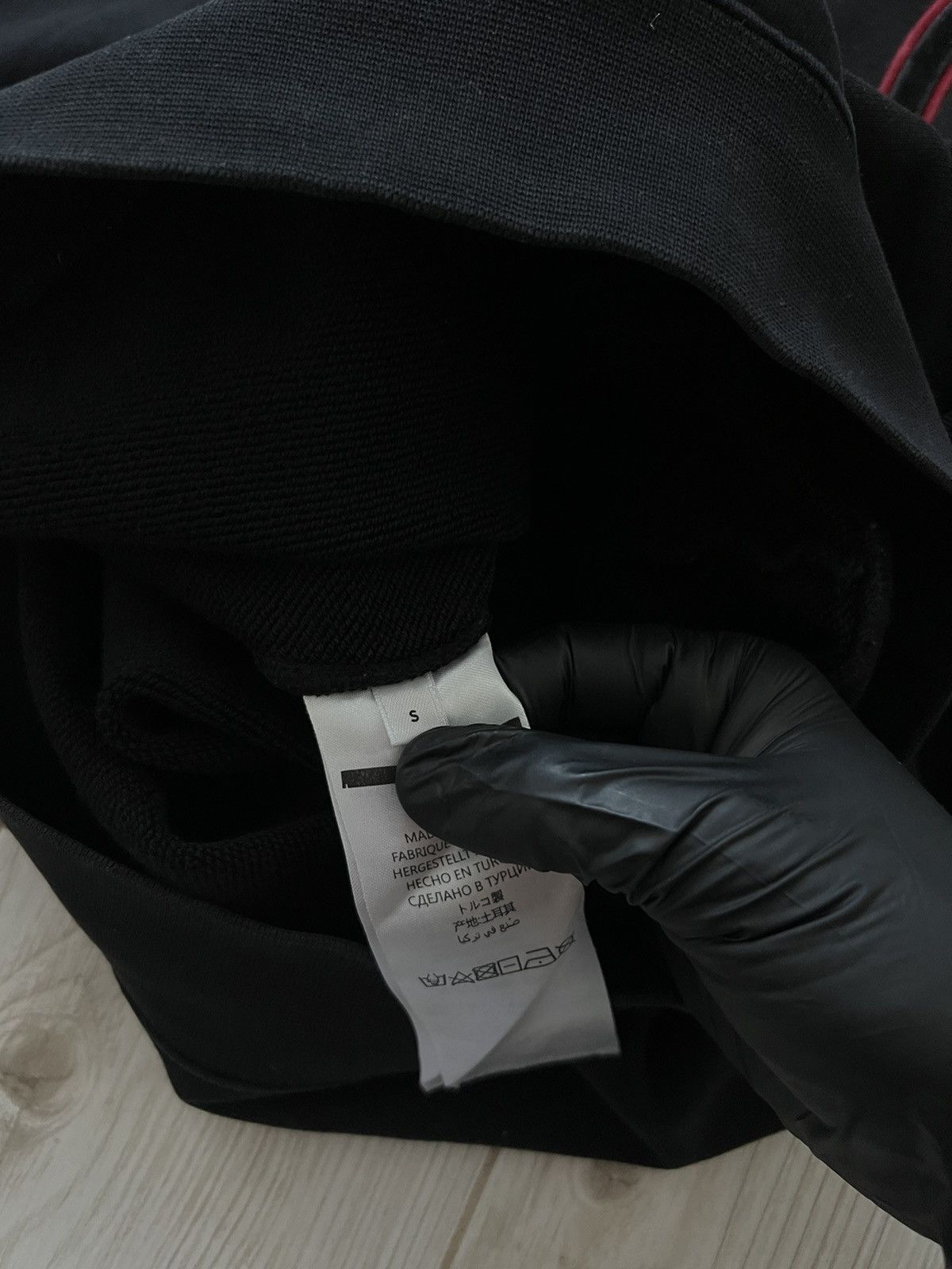 Alexander McQueen MCQ Alexander McQueen Hoodie Logo Reverse Vintage Size US S / EU 44-46 / 1 - 12 Thumbnail
