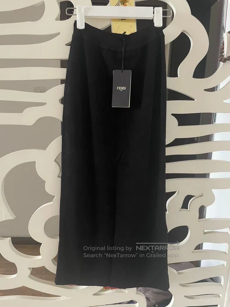 Fendi Fendi Knit Logo Elastic Maxi Skirt Size 27" / US 4 / IT 40 - 1 Thumbnail