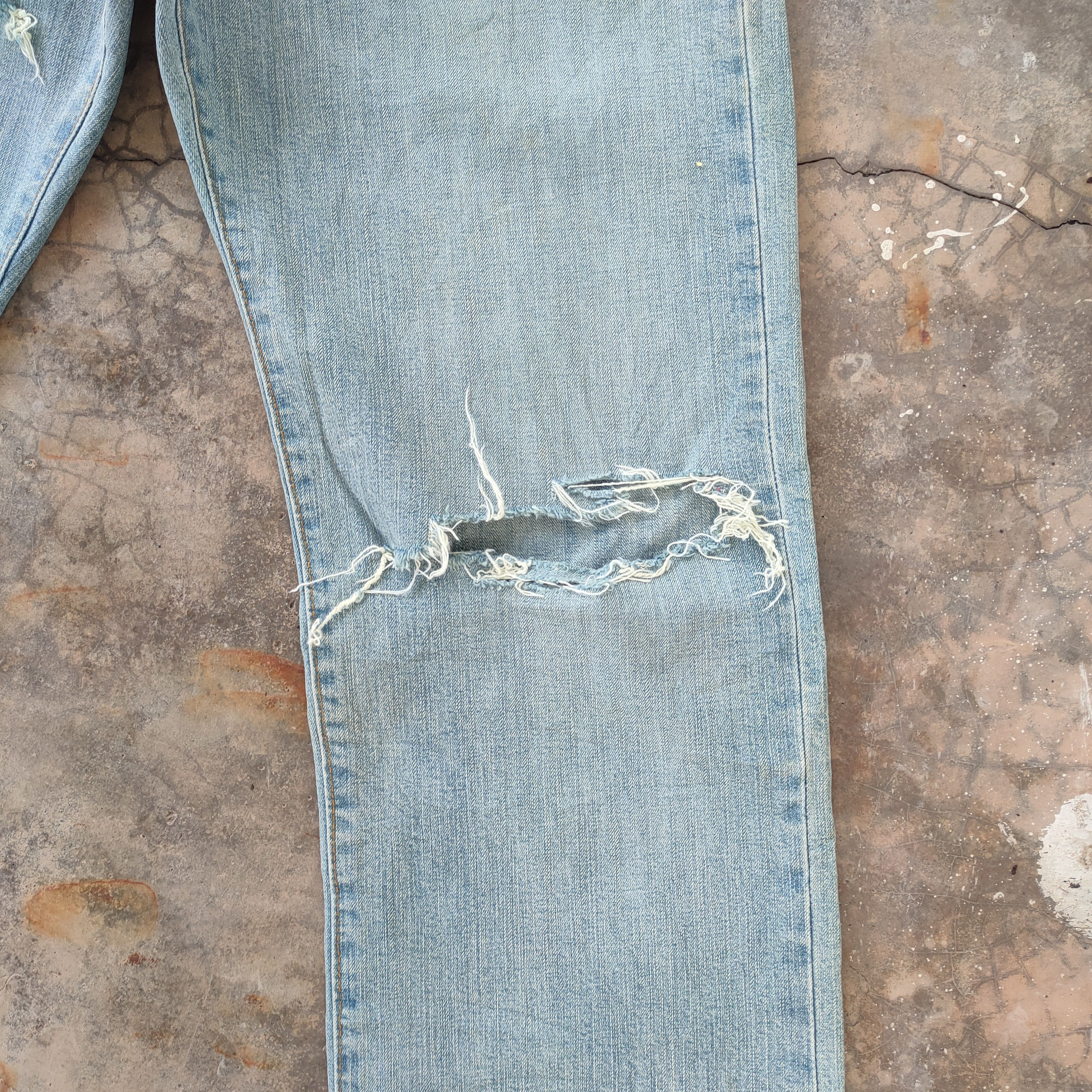 Japanese Brand × Jean × Vintage W30 VINTAGE JAPANESE FADED RIPPED DISTRESSED JEANS PANTS Size US 30 / EU 46 - 6 Thumbnail