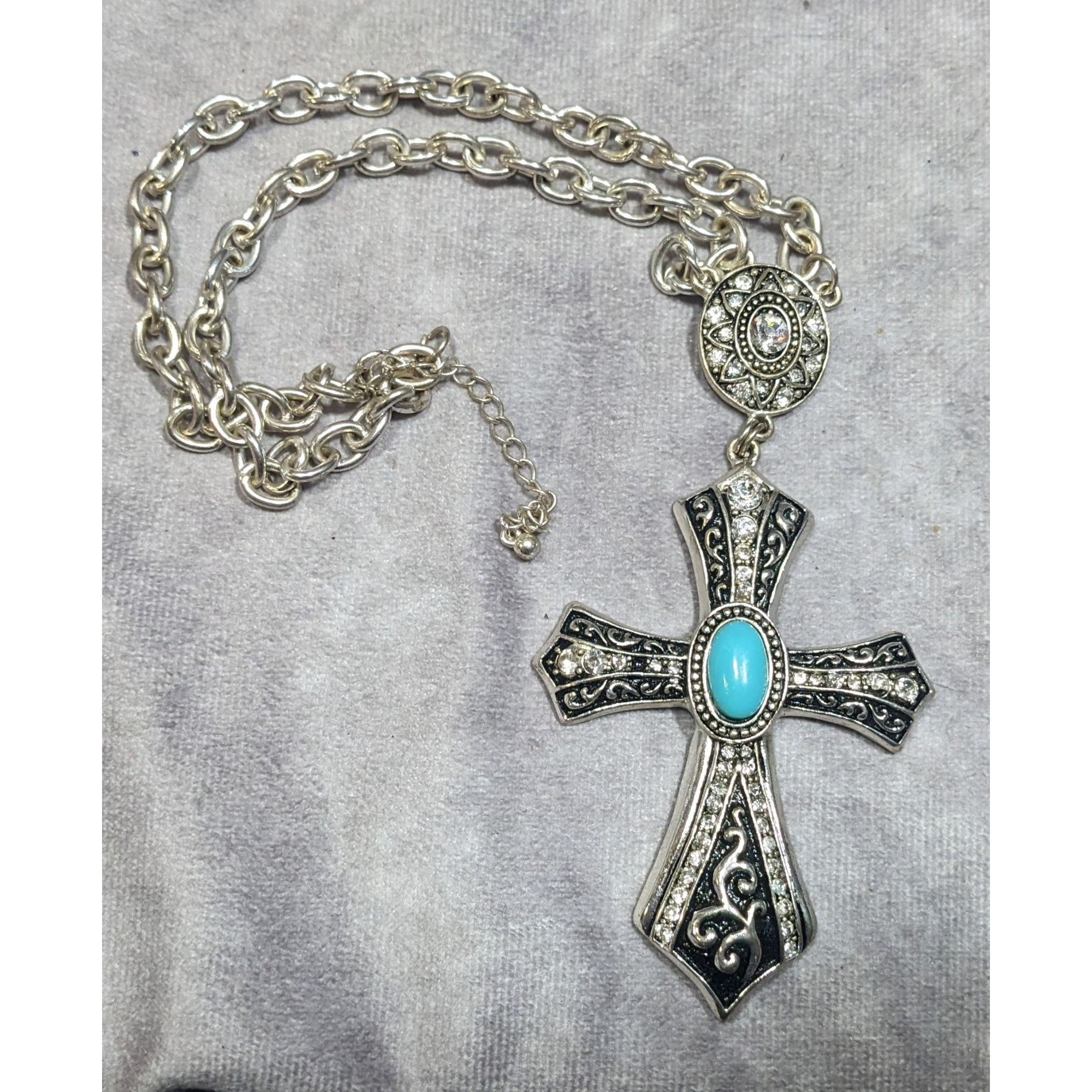 Other Southwestern Glam Rhinestone Cross Necklace Size ONE SIZE - 7 Thumbnail