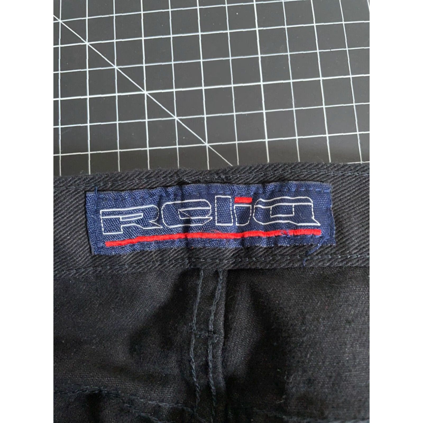 Denime VINTAGE Reliq Men's Jeans Carpenter Pants 36 x 32 Black Denim 90s Grunge Retro Baggy Fit Size US 39 - 3 Thumbnail