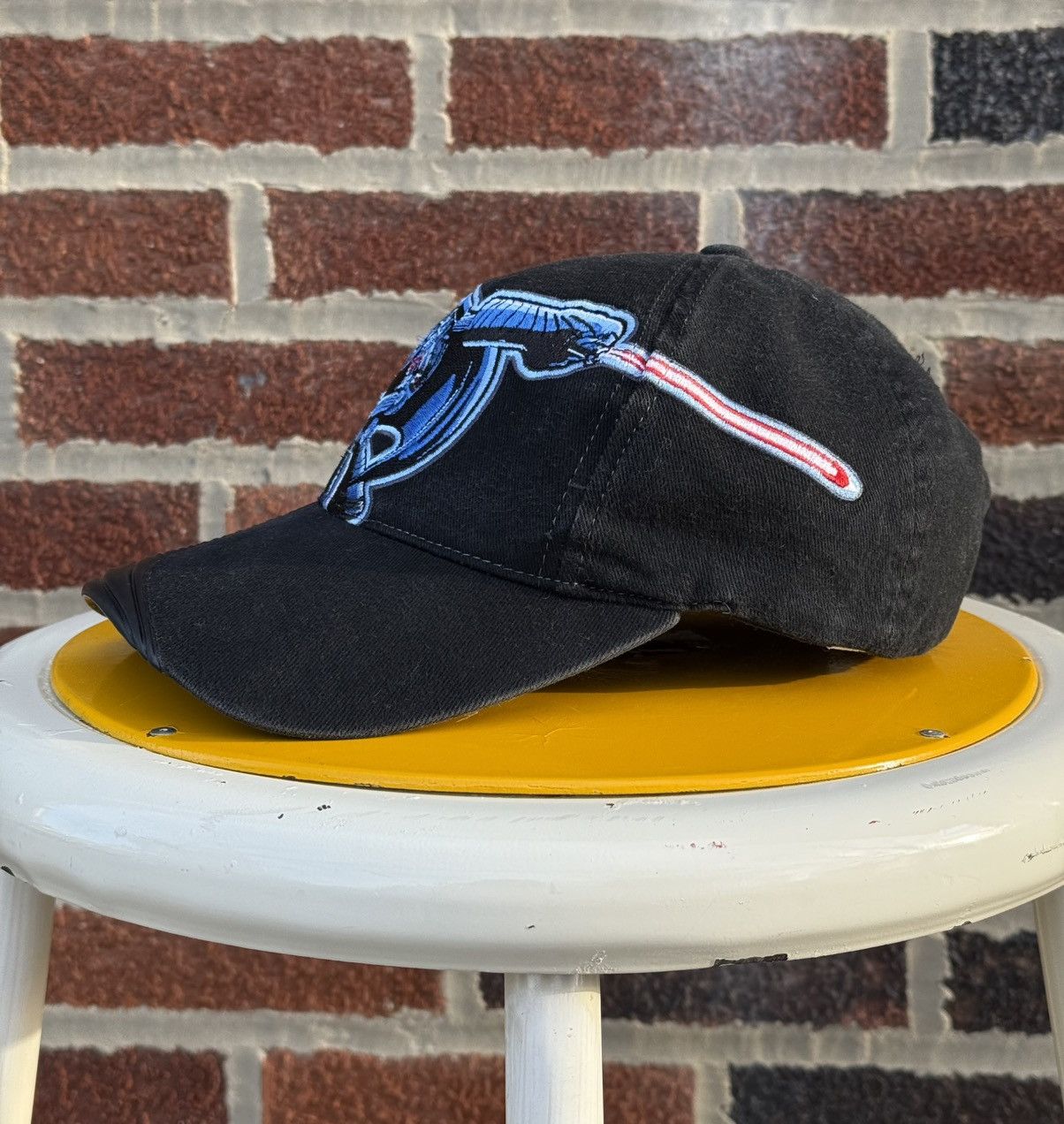 Disney × Star Wars © 2003 Disney X Star Wars “Darth Vader” Cap Size ONE SIZE - 2 Thumbnail