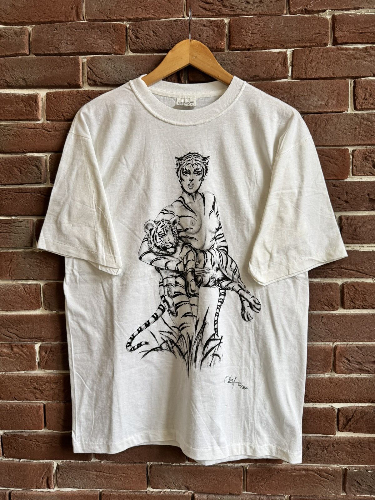 Band Tees Rare Vintage Olivia Berardinis Zebra Pin Up Sexy Art Tee 90s Size US XL / EU 56 / 4 - 1 Thumbnail