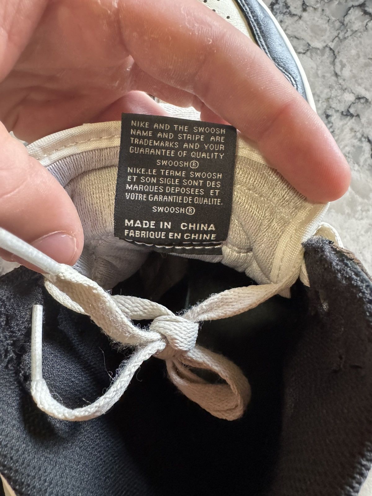 Jordan Brand Jordan 1 “MOCHA” Size US 11 / EU 44 - 10 Thumbnail