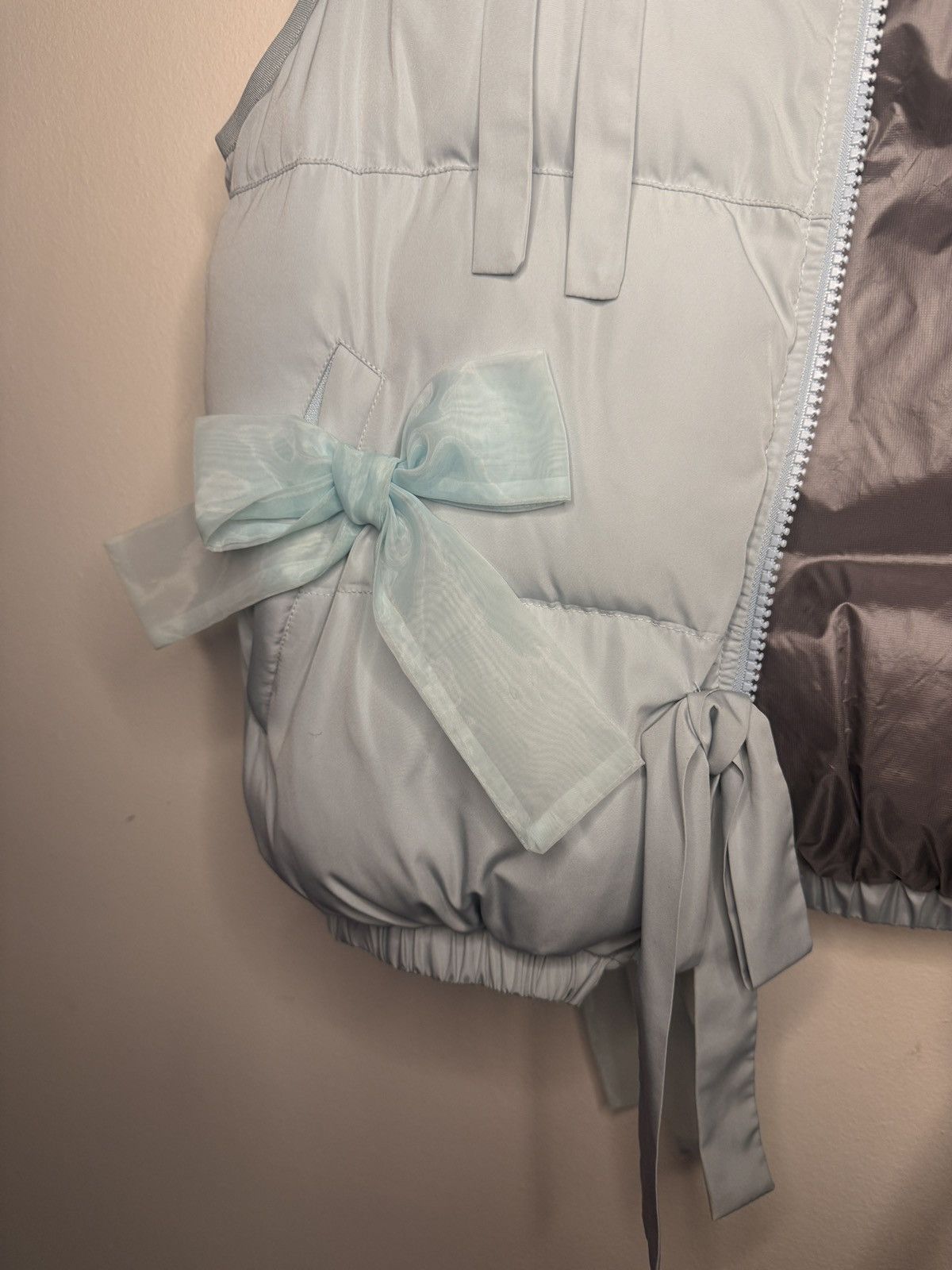 Sandy Liang Blue Bow Puffer Vest by Sandy Liang Size S / US 4 / IT 40 - 5 Thumbnail